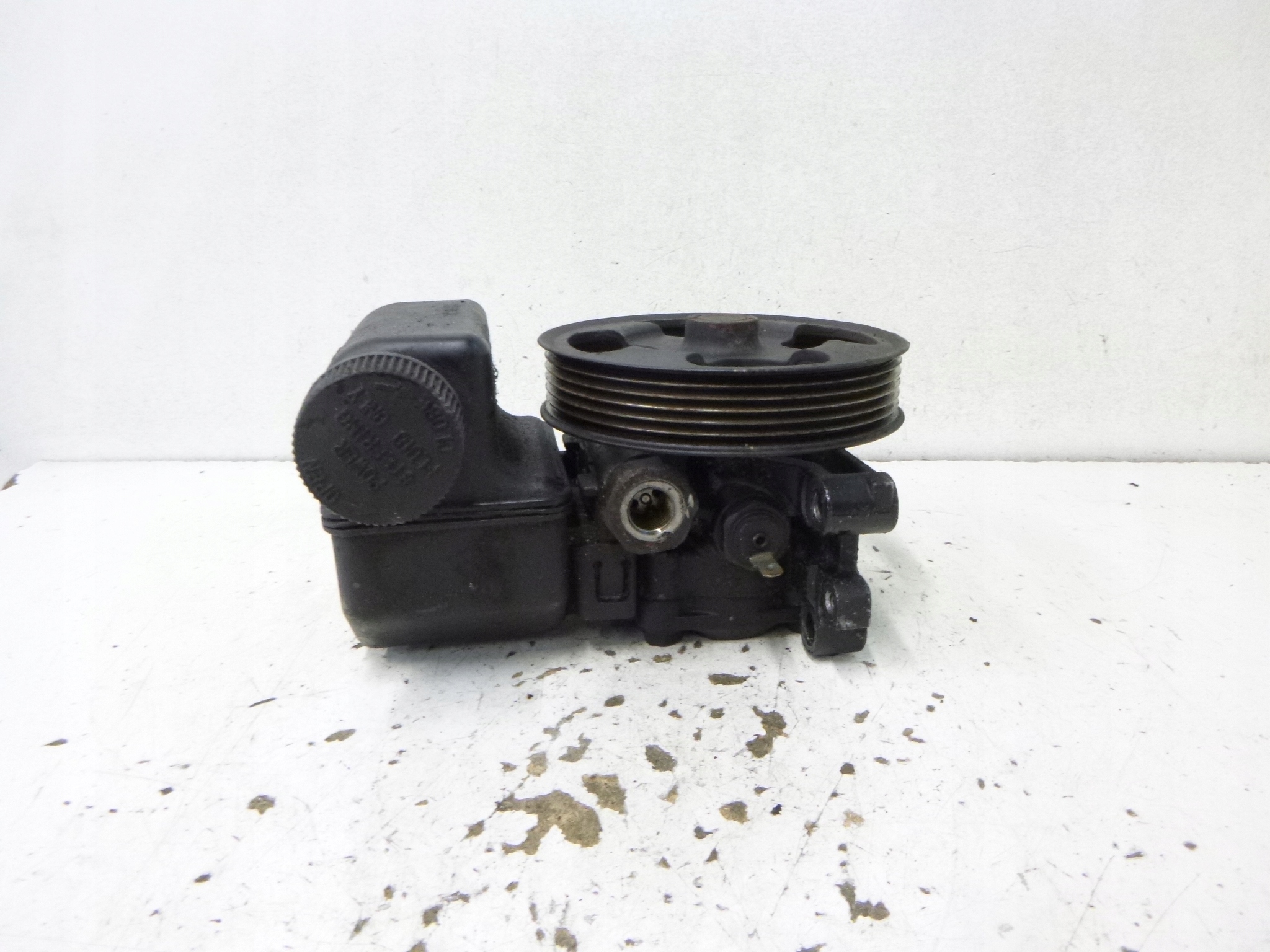 servo pump Mazda 6 2.0 2002r.