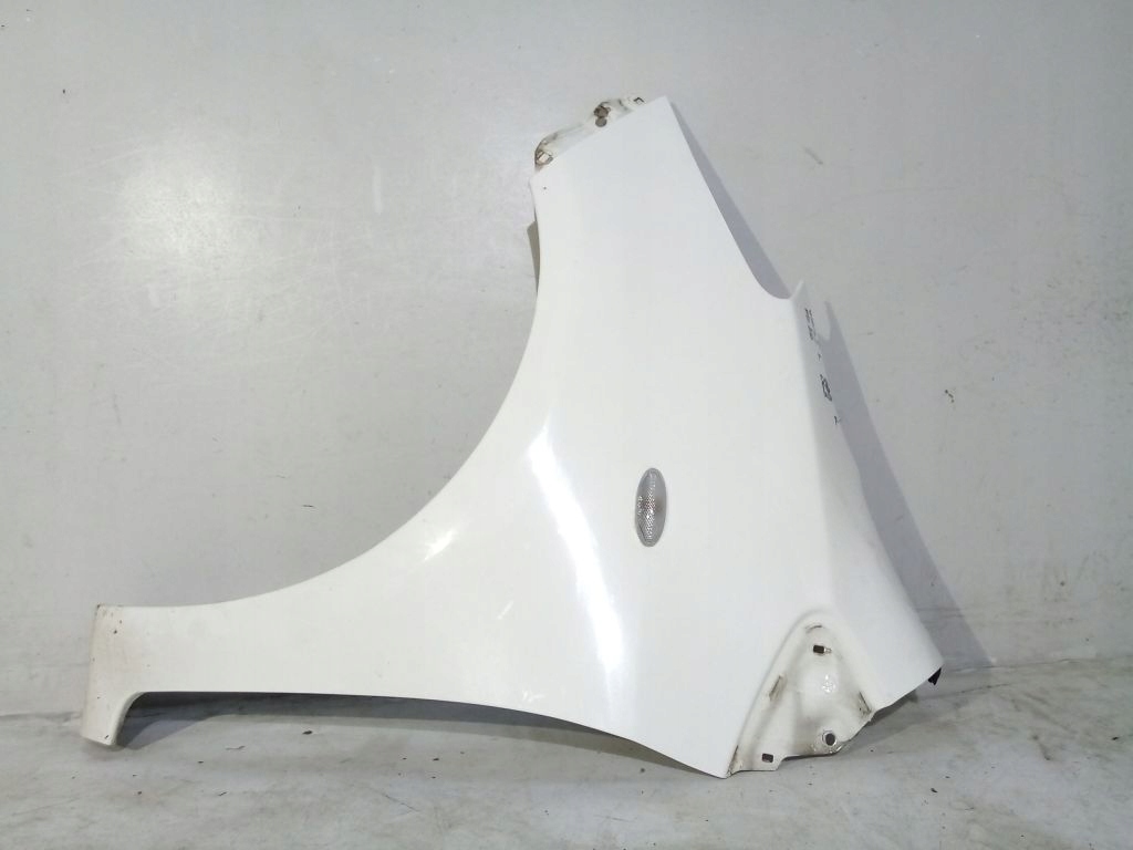 Toyota Yaris II 2 parafango sinistra 068