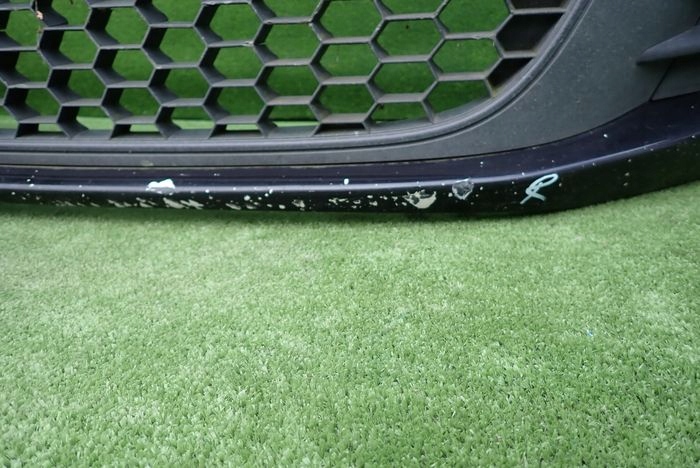 VW SCIROCCO 08-14 Frontstoßstange vorne