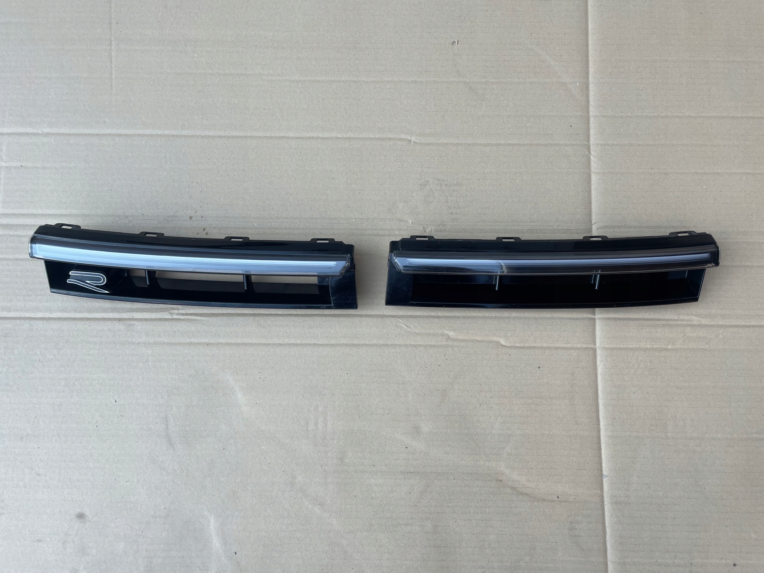 vw PASSAT B9 led ГАЛОГЕН правый 3J0941654A разборка