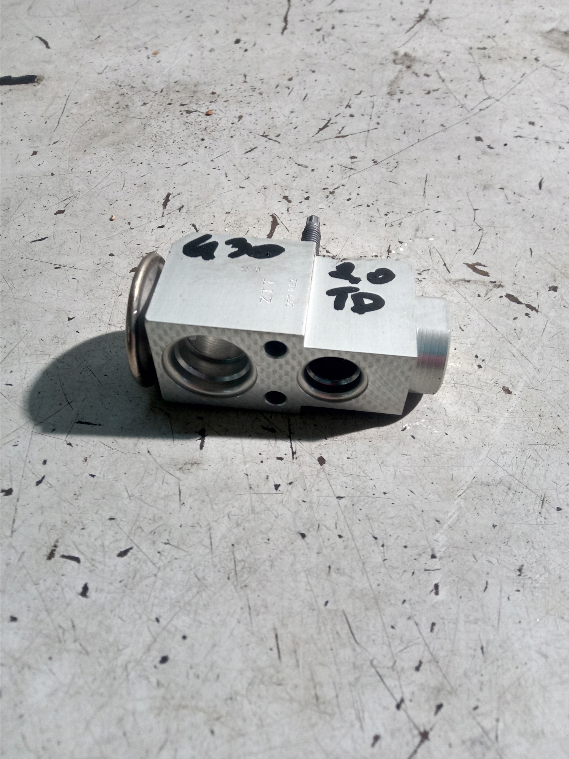 BMW 5 G30 Розширювальний клапан 9361710