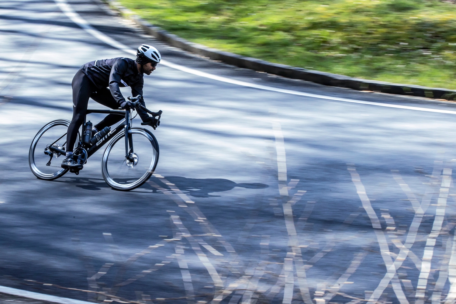 Rogelli STRIPE - wygodna zimowa kurtka rowerowa Rozmiar M