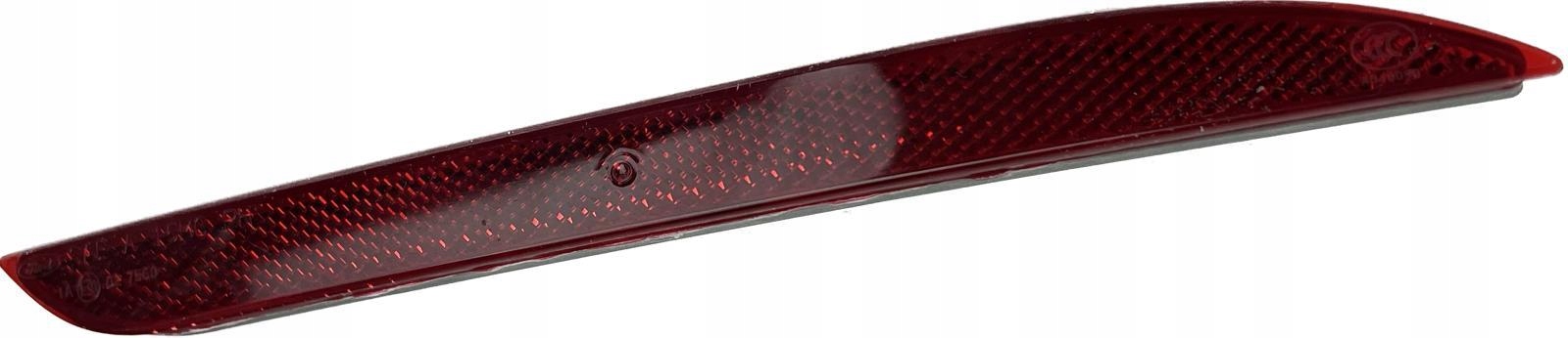 FR3B-17A848-AB - FORD MUSTANG 2015-КРАСНЫЙ ЗАДНИЙ ПРАВЫЙ OE