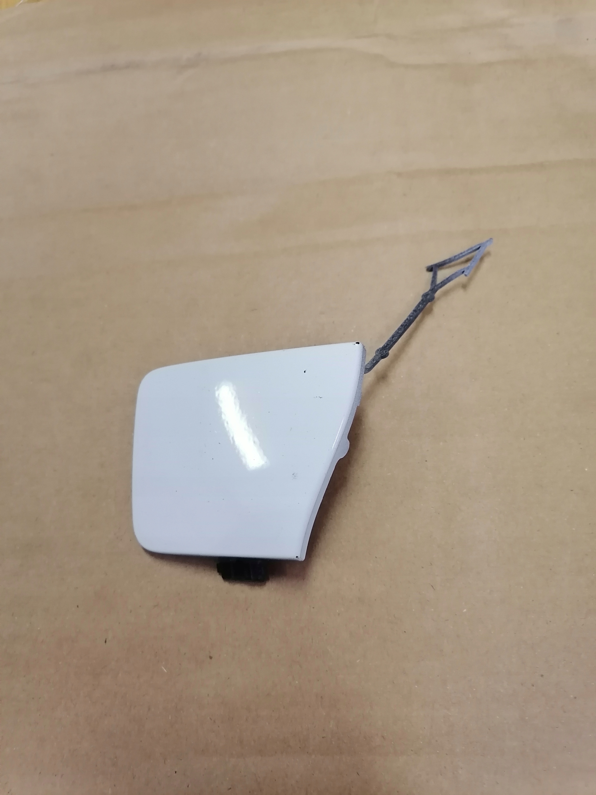 5H0807241A - КРЫШКА КРЮКА ПЕРЕДНЯЯ VOLKSWAGEN GOLF MK8 R LINE