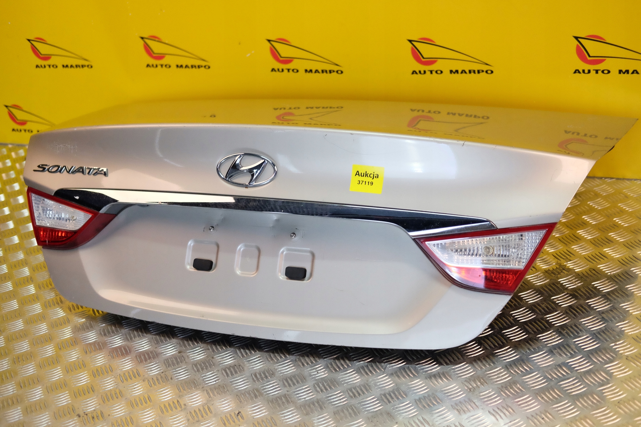 HYUNDAI SONATA 2011-2014 KLAPA BAGAŻNIKA TYŁ TYLNA Kolor do lakierowania
