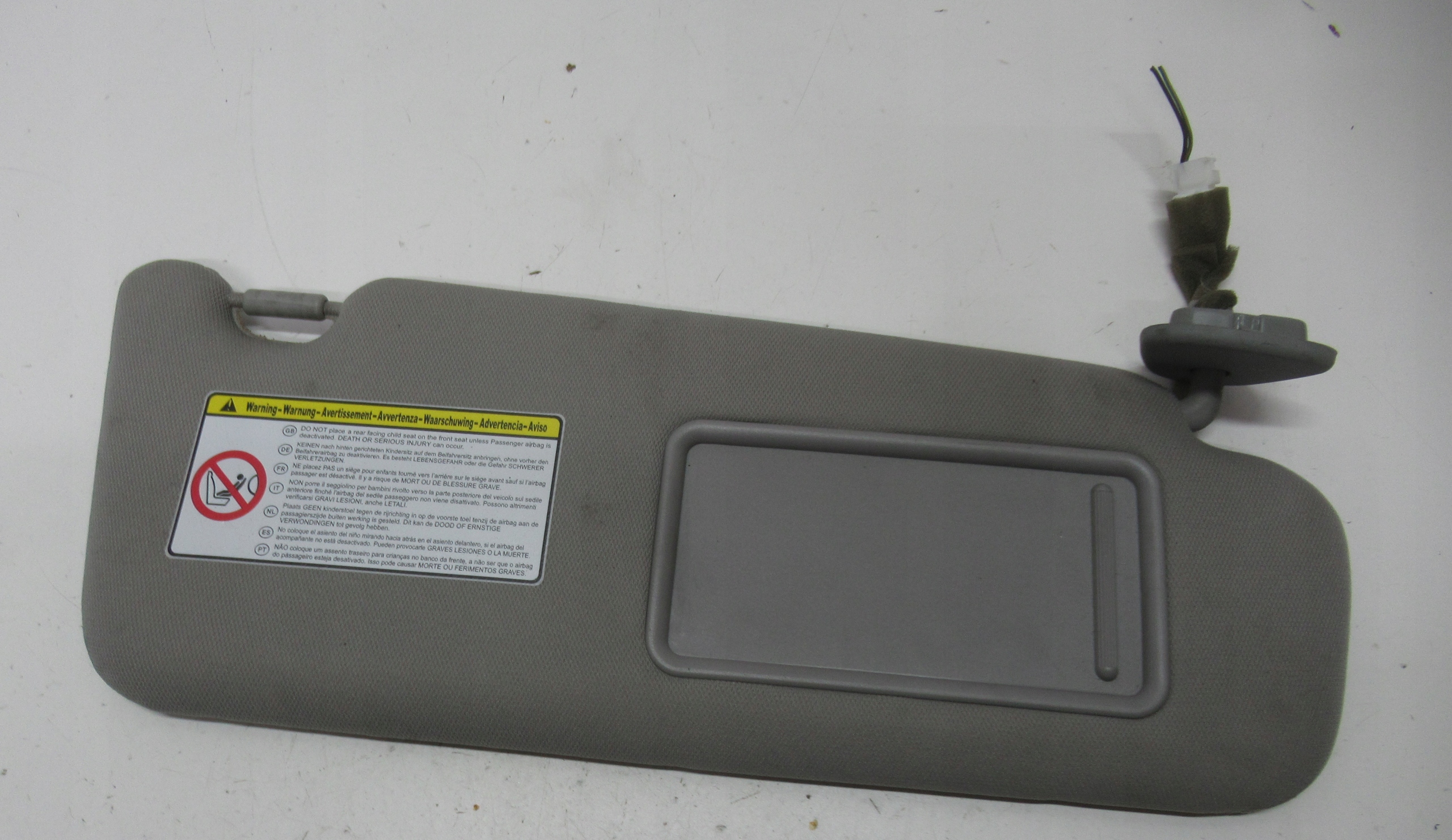 HYUNDAI IX55 10R cover sun right