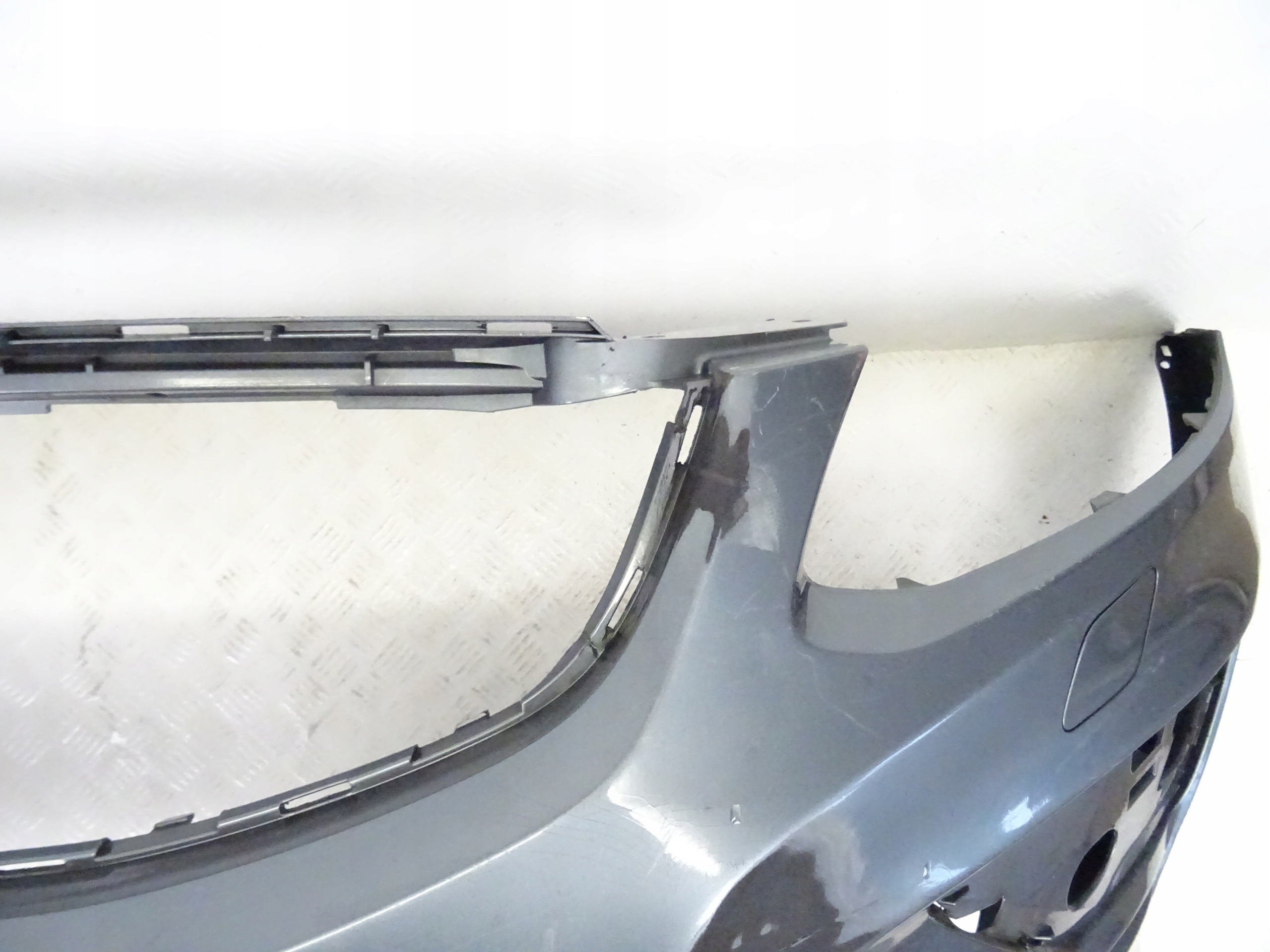 Volvo XC60 R-design LIFT bumper front
