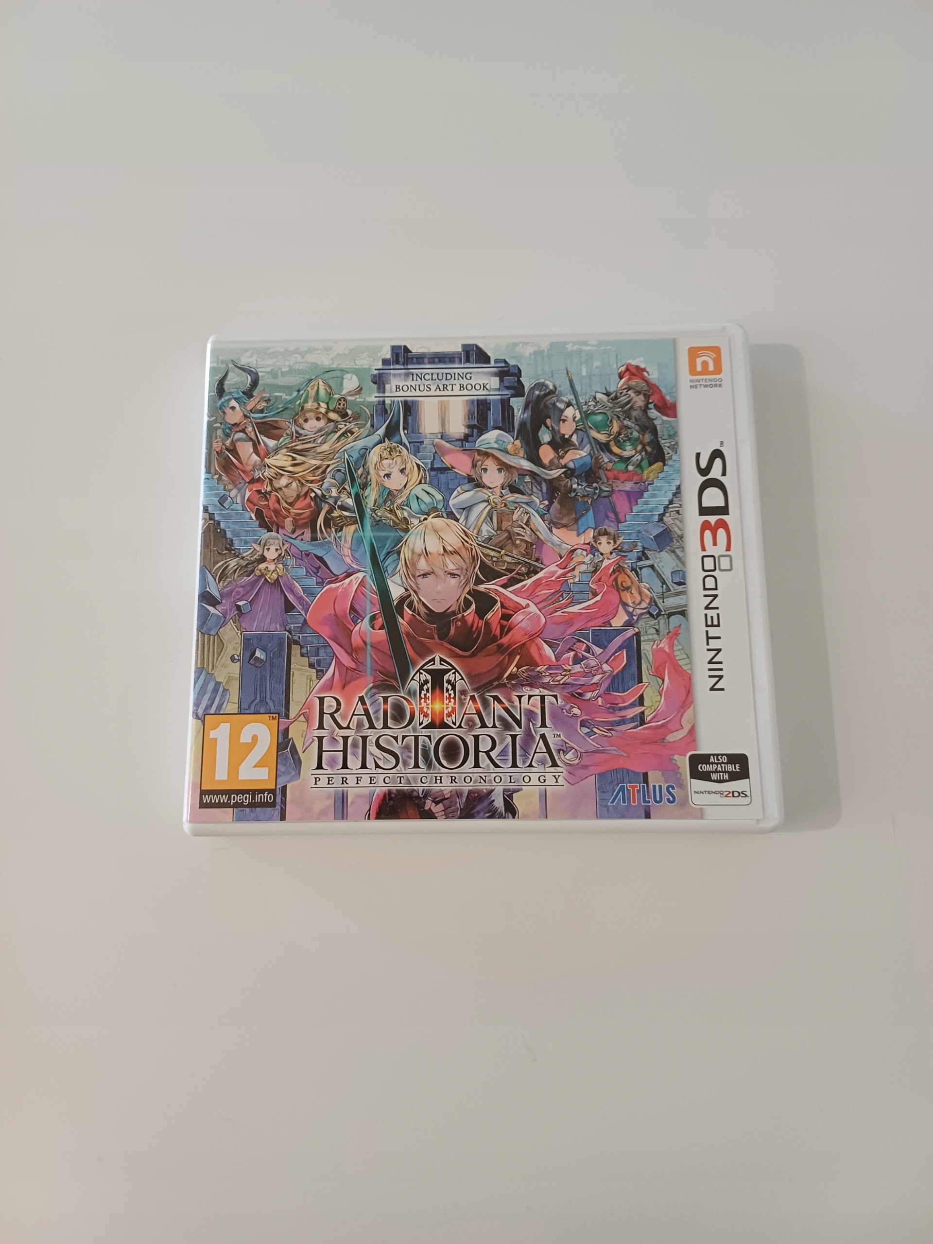 СИЯЮЩАЯ ИСТОРИЯ: СОВЕРШЕННАЯ ХРОНОЛОГИЯ Бокс-сет для Nintendo 3DS