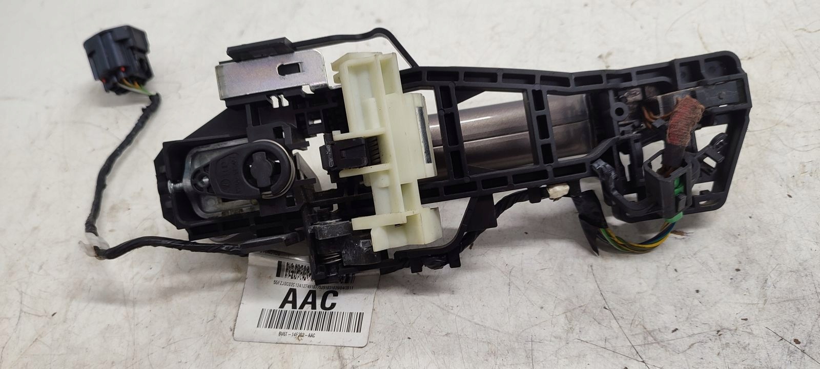 kľučka predok predná ľavá Ford Focus MK3 HB VB