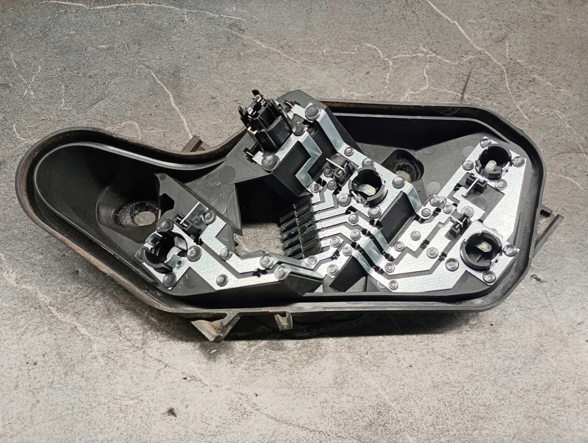 light housing right rear part OPEL CORSA D 89037877A