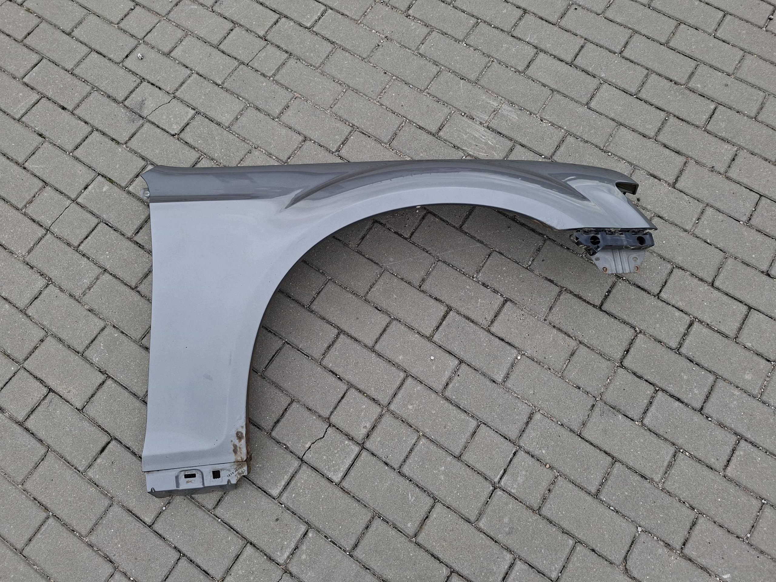 fender front front right support CHRYSLER 300C II THEMA PDM