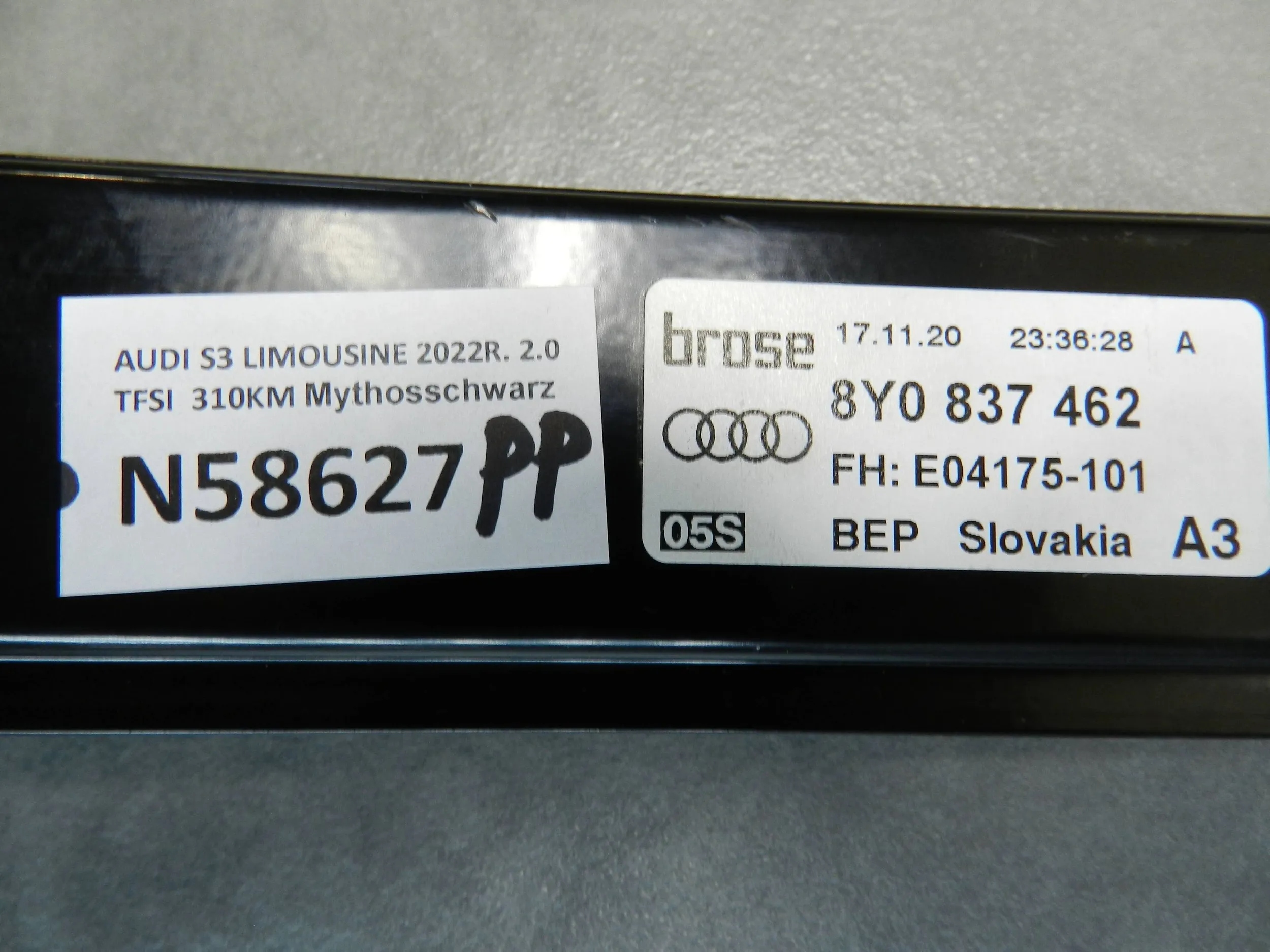 Audi S3 A3 8Y mechanism right front 8Y0837462
