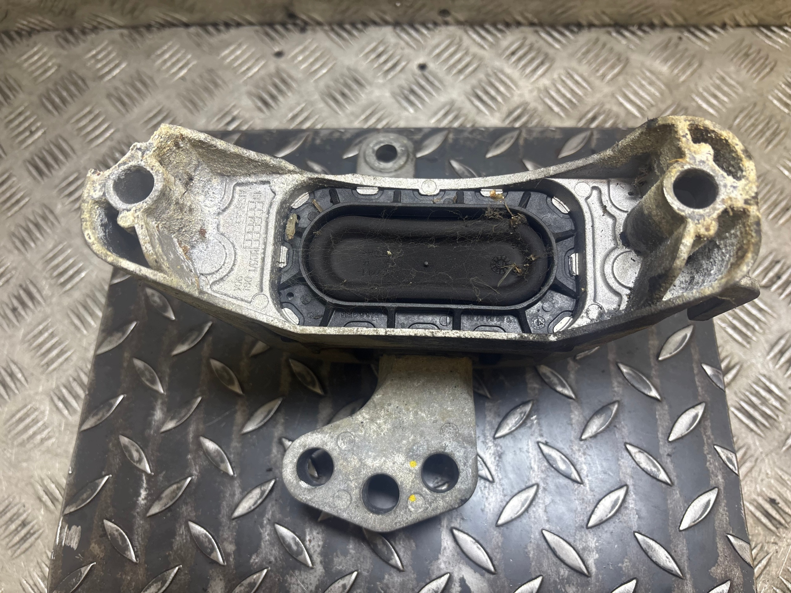 engine mount OPEL ASTRA J V06580 1.7 CDTI