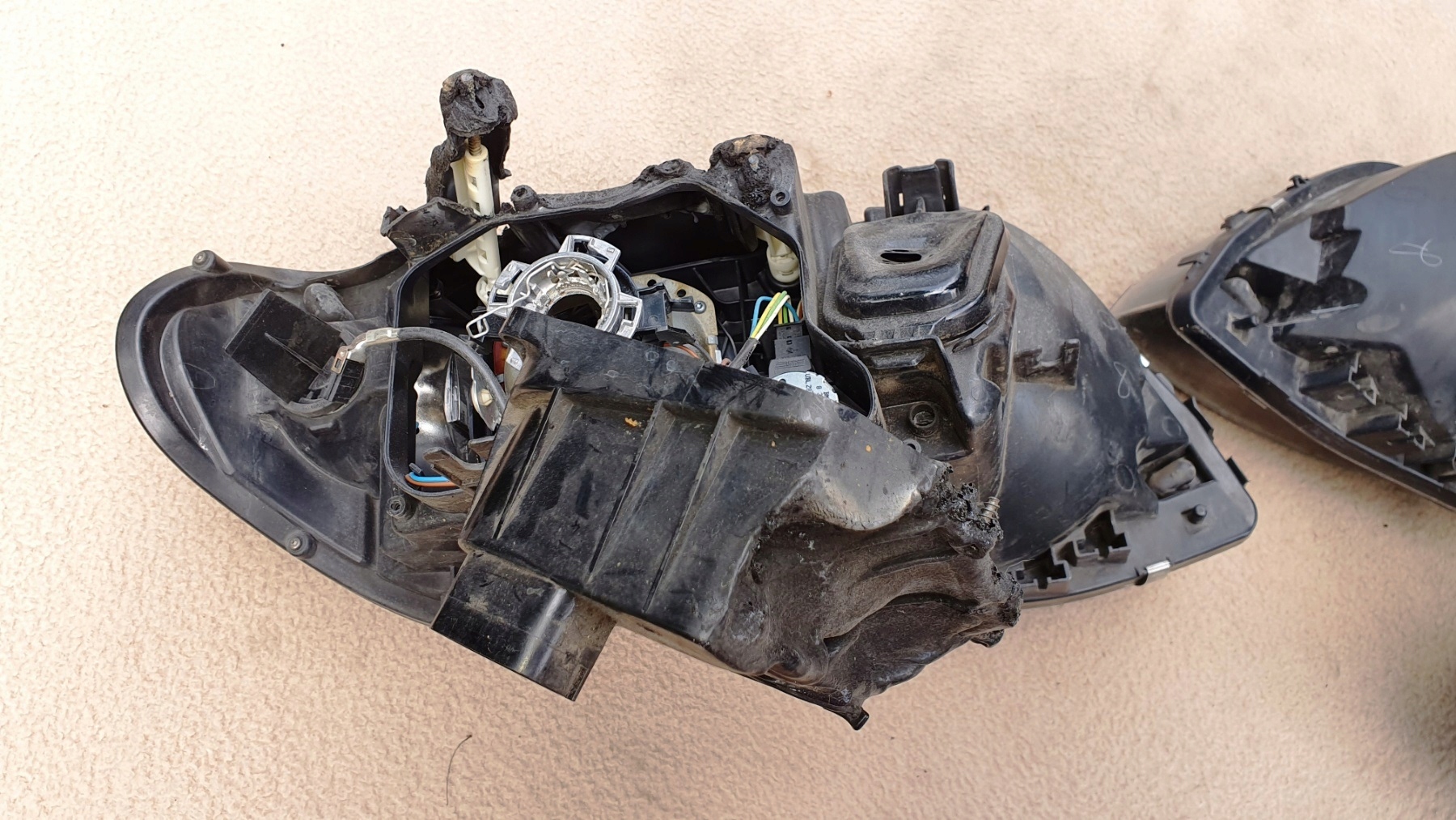 BMW X5 E53 BIAŁY KIERUNEK XENON LIFT SCHEINWERFER GLASS SZKŁA 22454500 Marka BMW