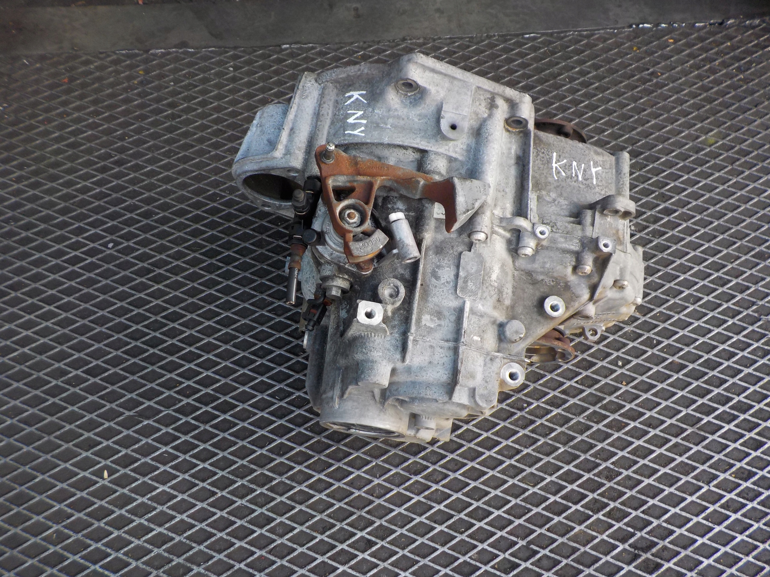 VOLKSWAGEN PASSAT B6 2.0 TDI getriebe KNY