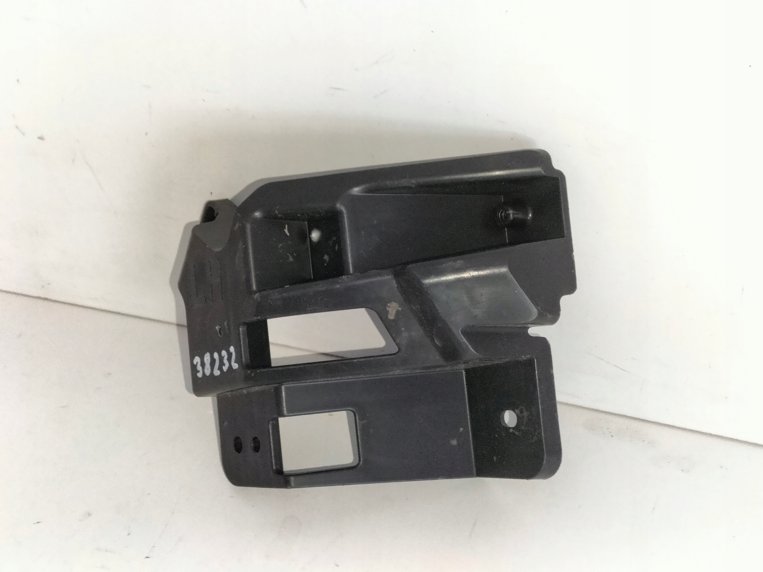 support holder of a bumper front left HYUNDAI KONA II SX2 EV 23- N-LINE