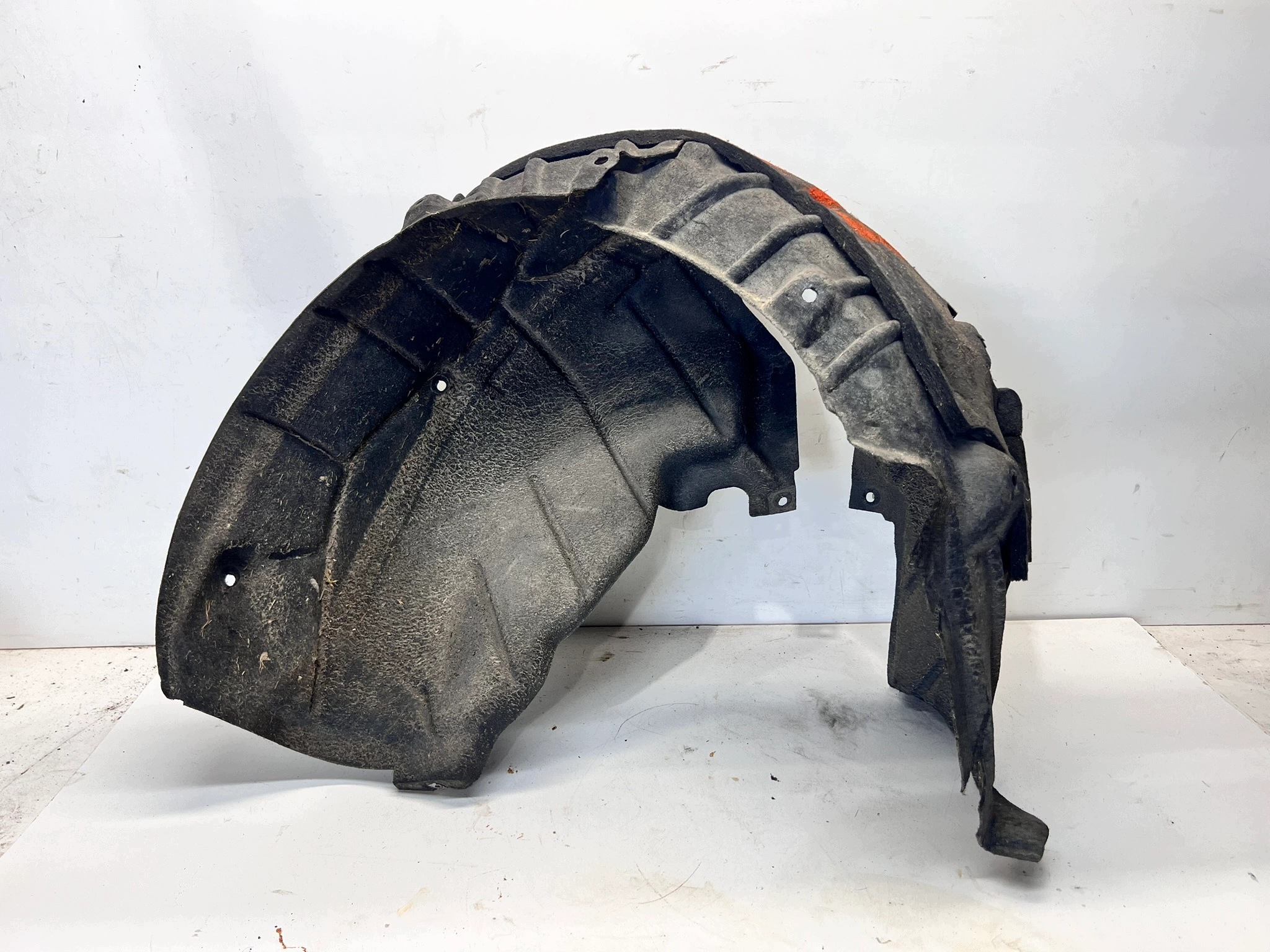 Radschale links heck AUDI A4 B9 8W0810171L