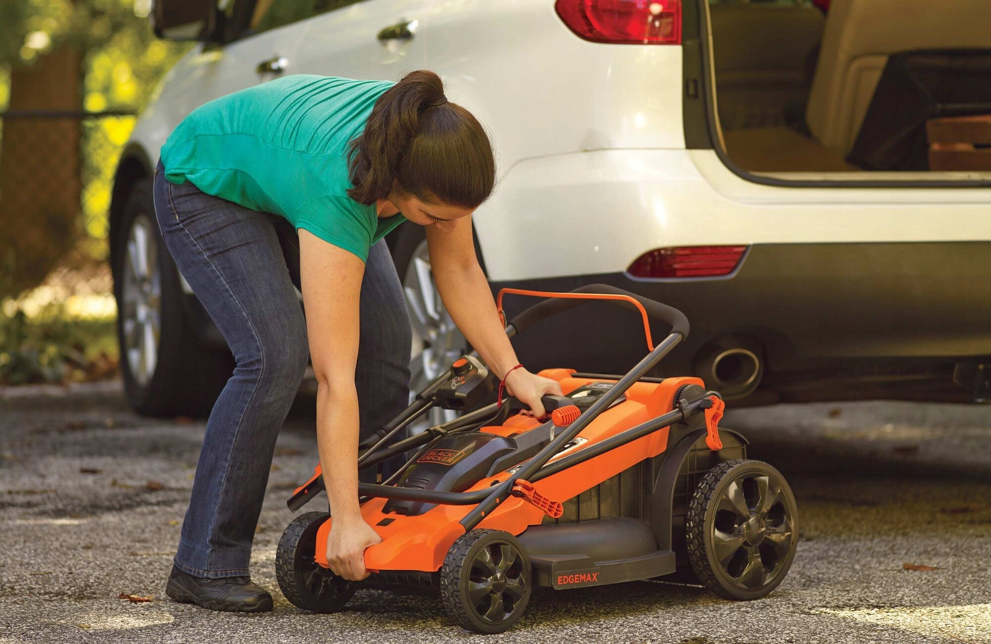 BLACK DECKER Kosiarka elektryczna do trawy 2000W 48cm LM2000 Model LM2000