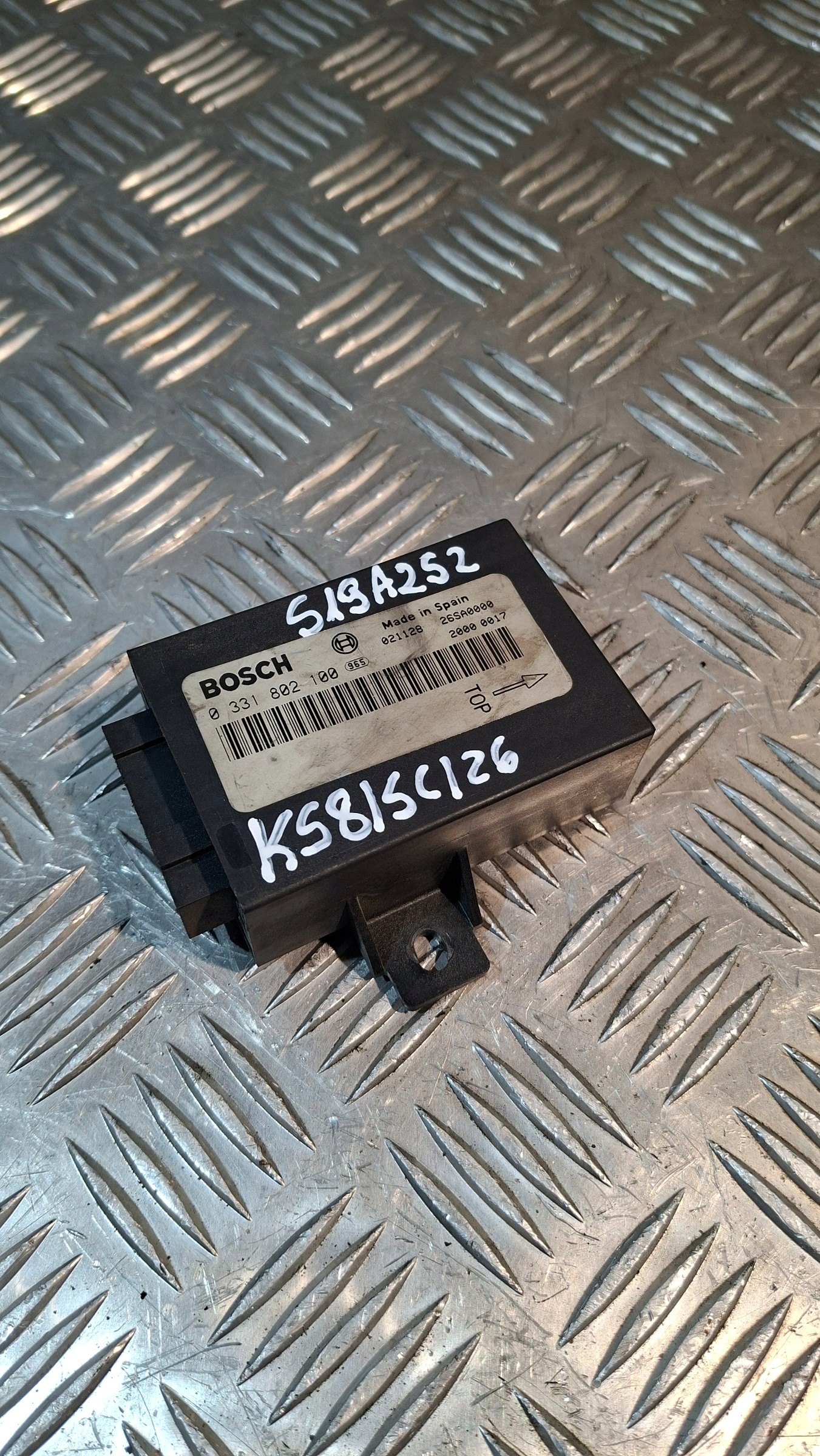relay amplifier ROZRUCHOWY BOSCH 0331802100