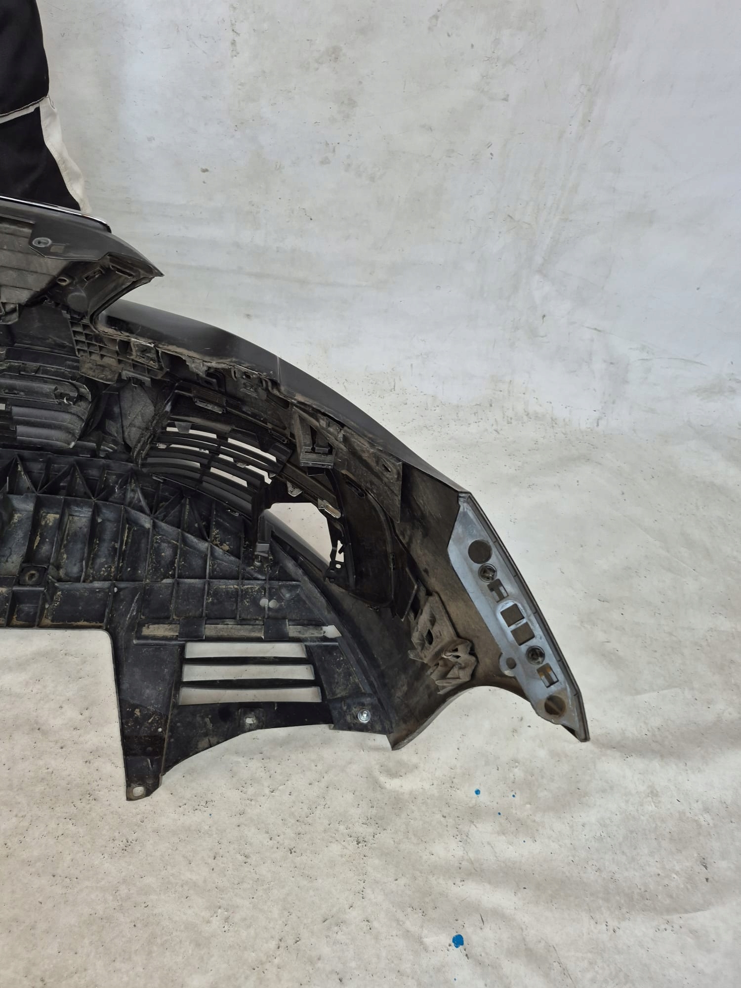 PEUGEOT 308 II LIFT 17- bumper front front + cover