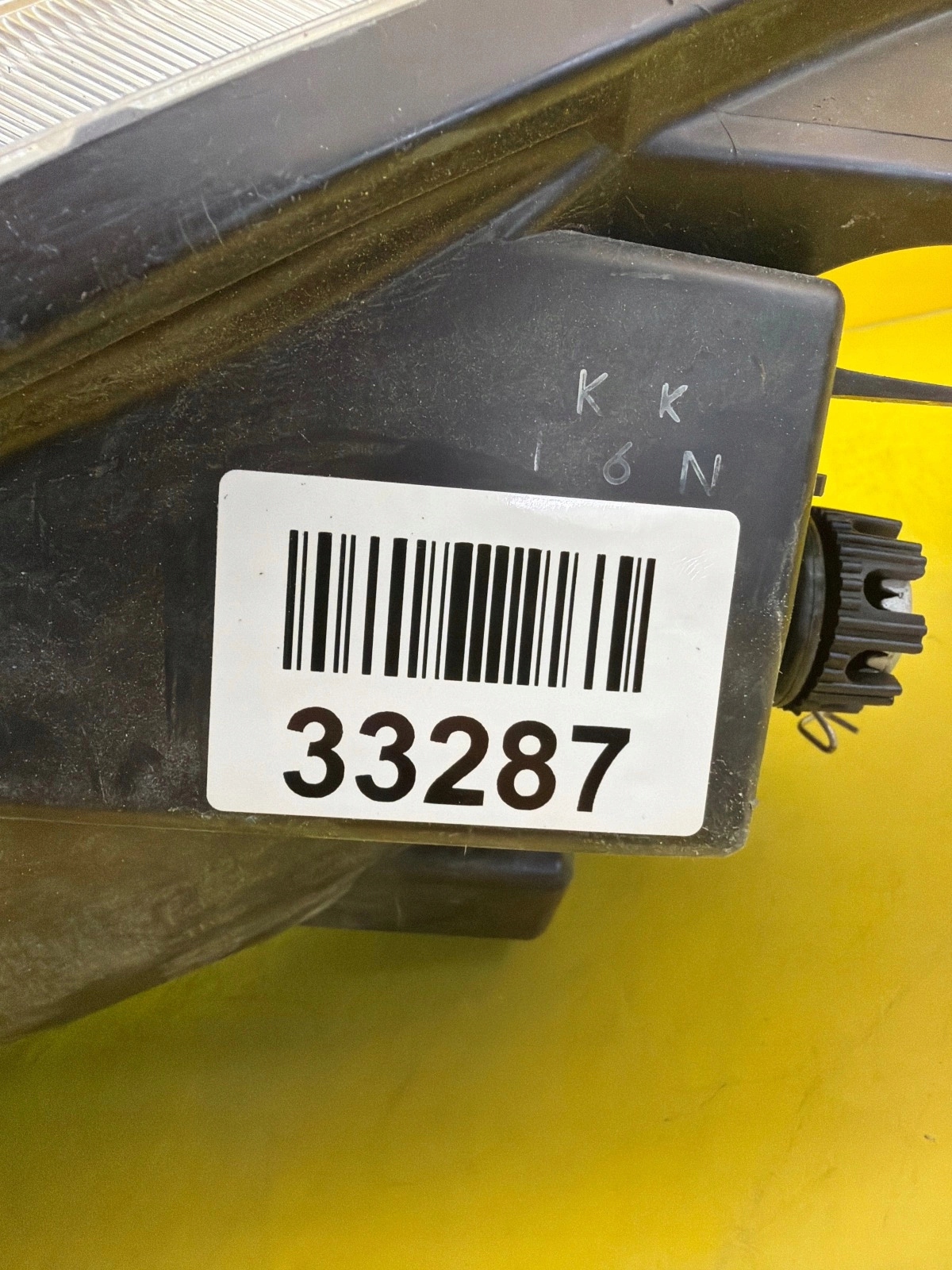 light right front Suzuki Swift MK8 17-24