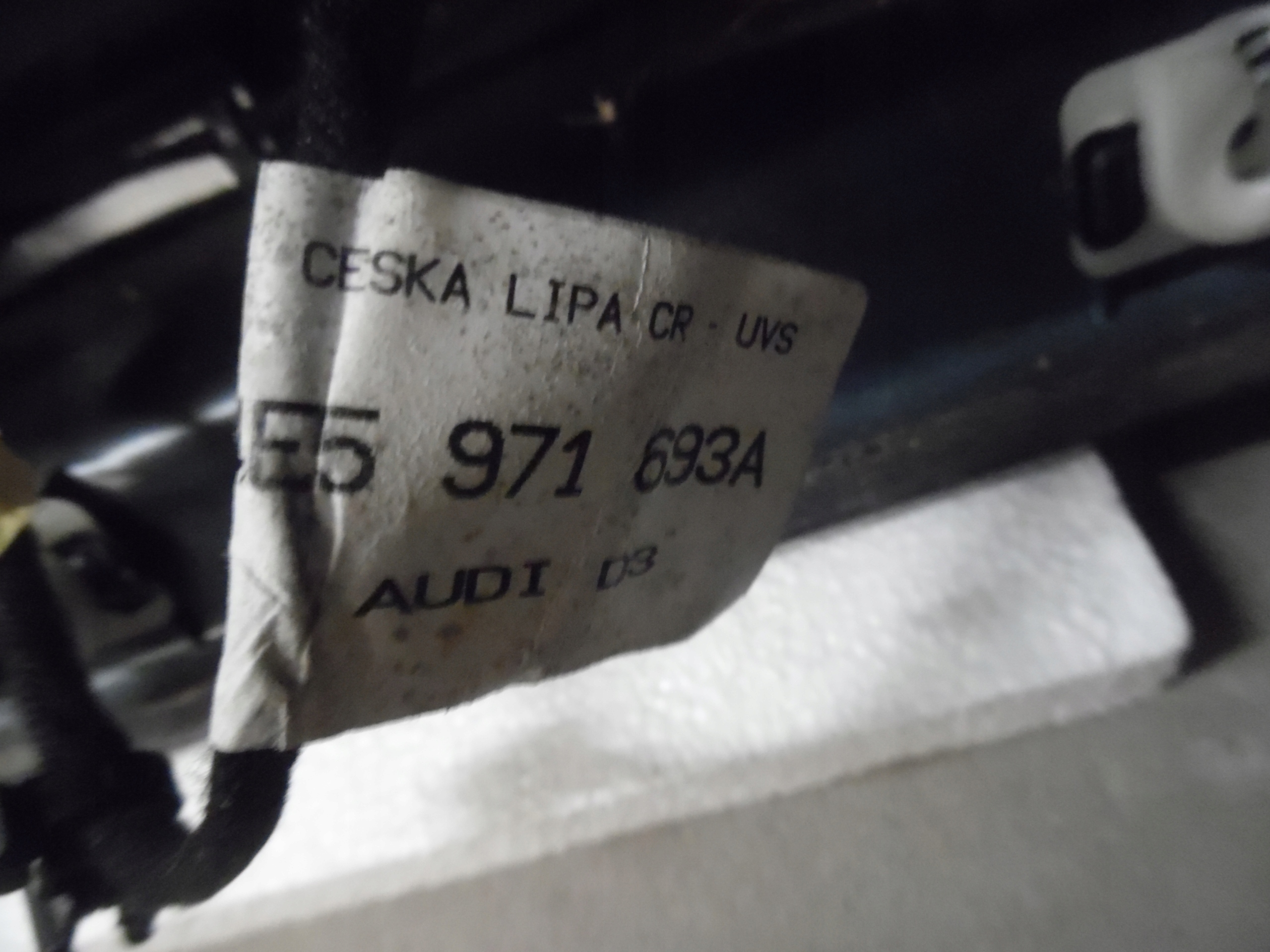 Audi a8 d3 карта дверная зад