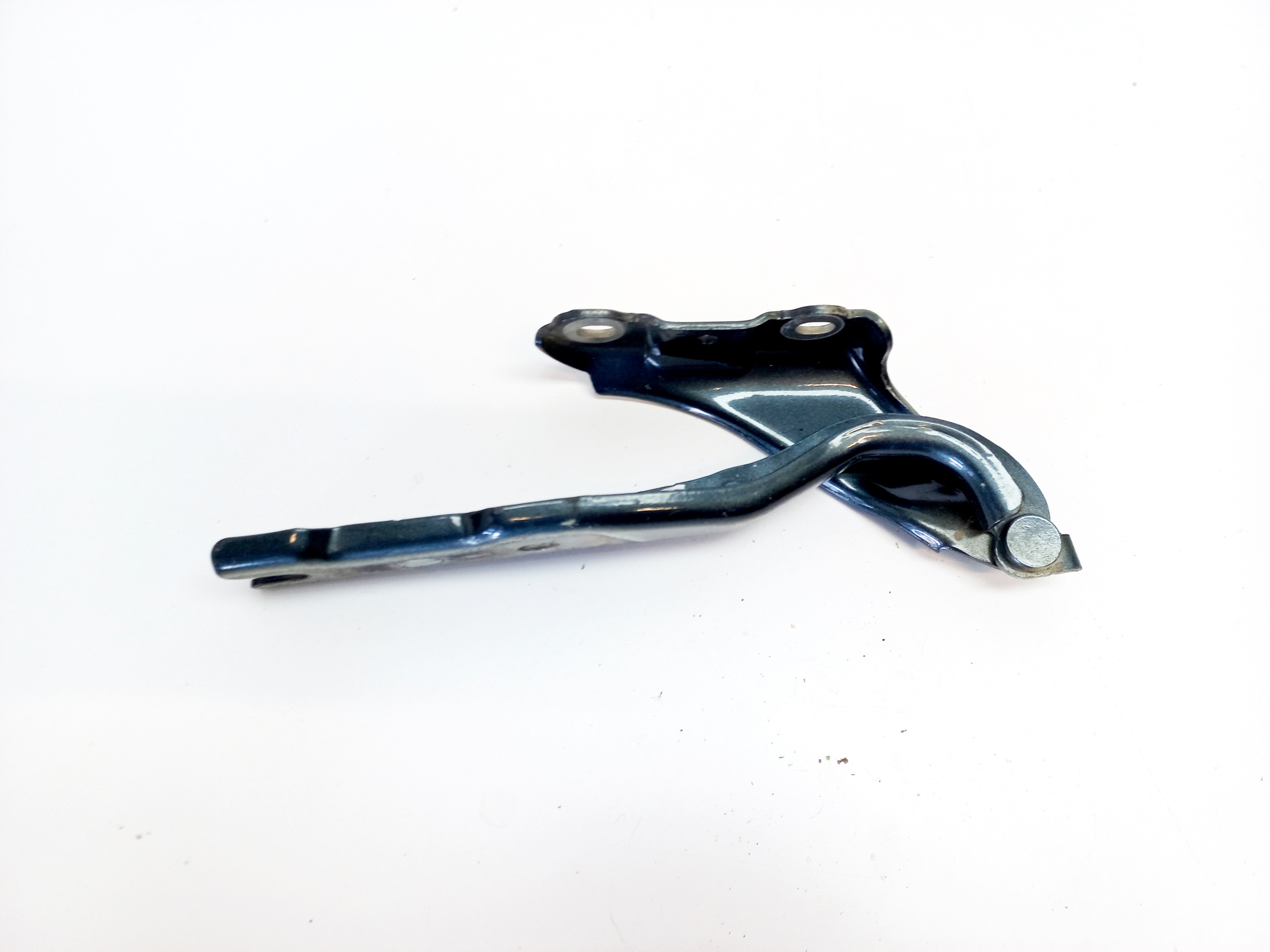 ZAWIAS MASKI LEWY SKODA RAPID 5JA823301A