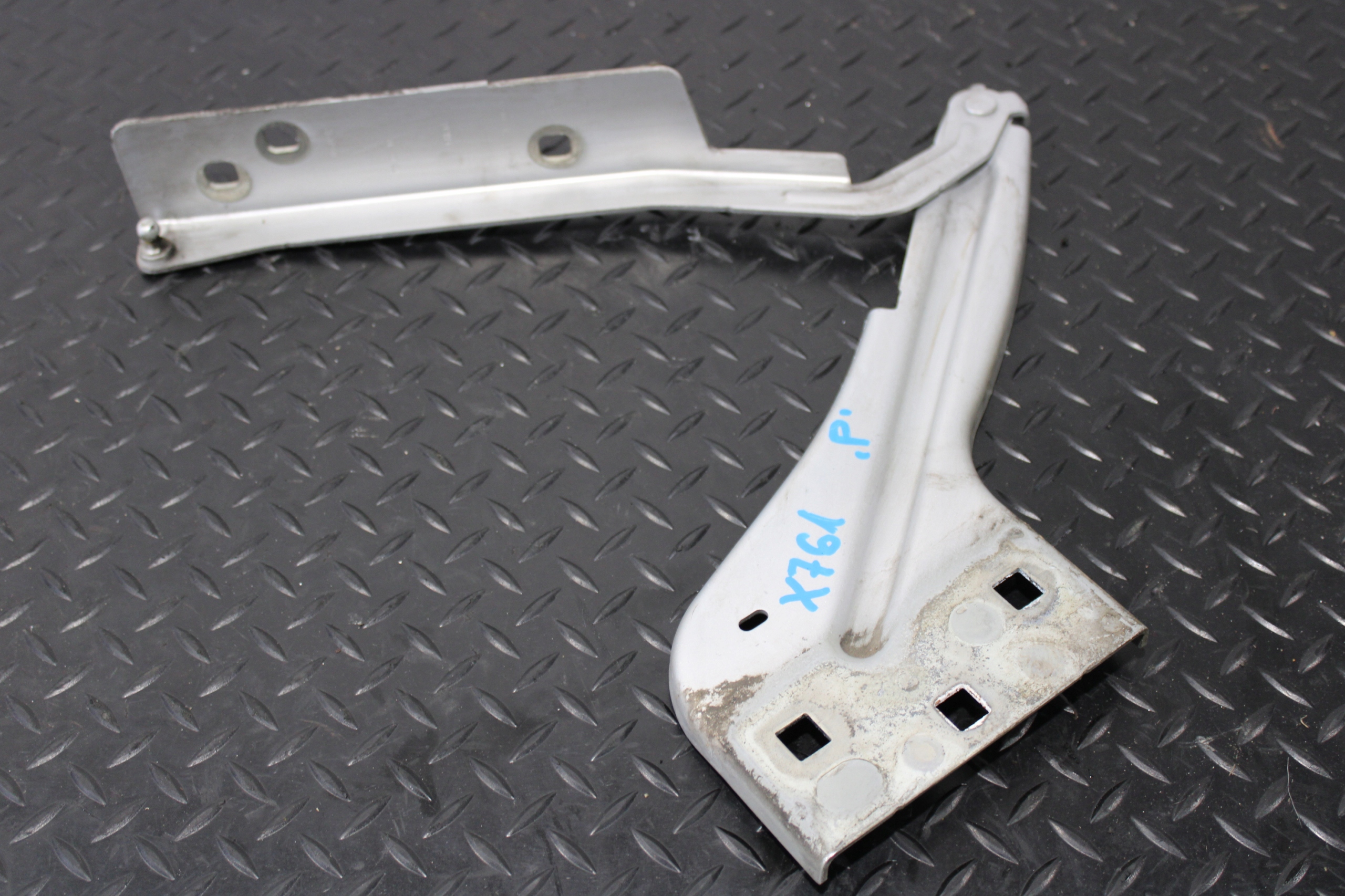 hinge bonnets right JAGUAR F-PACE X761 HK83-16801