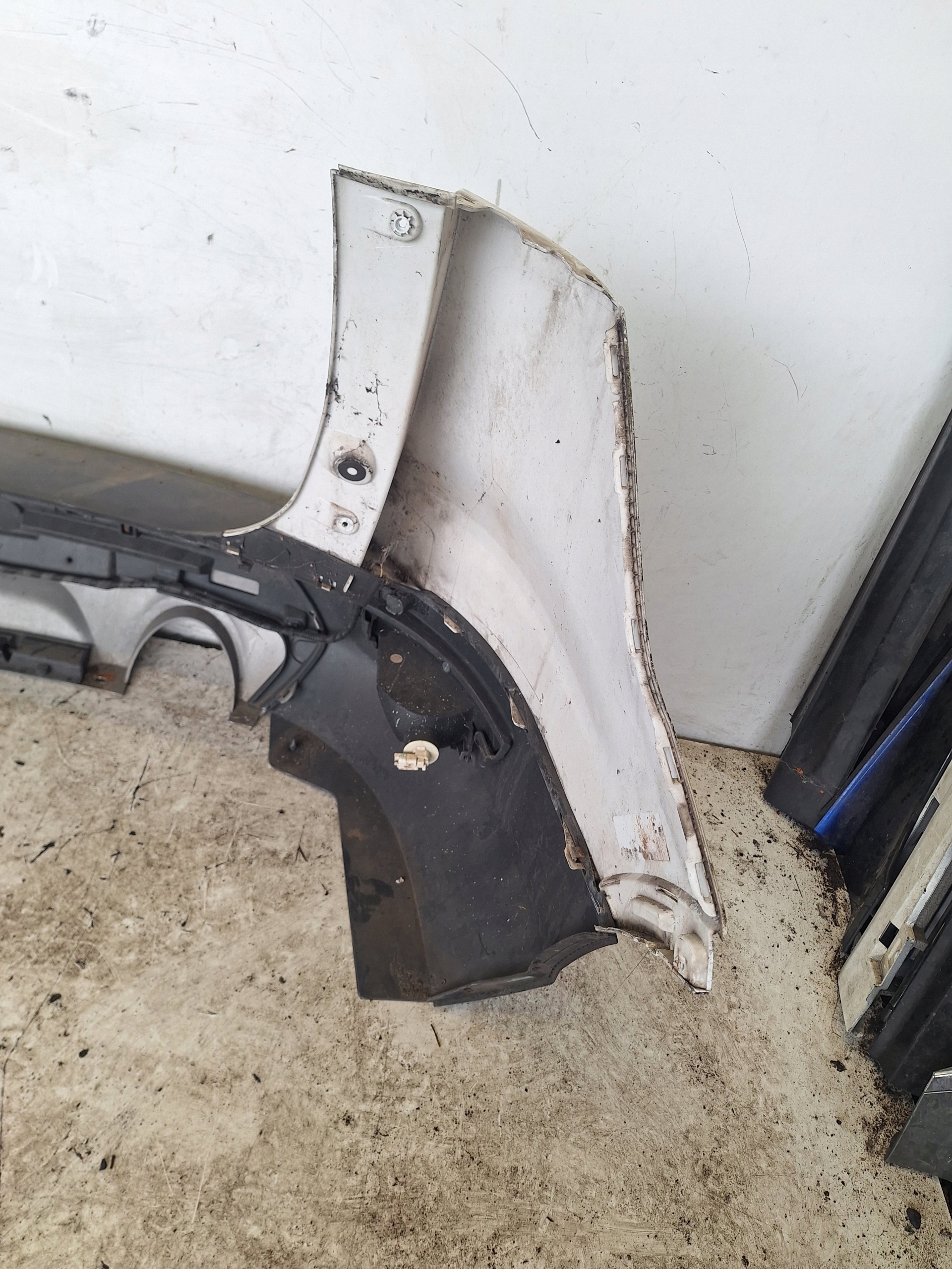 FORD KUGA MK2 12-16 bumper rear part + PDC 5D