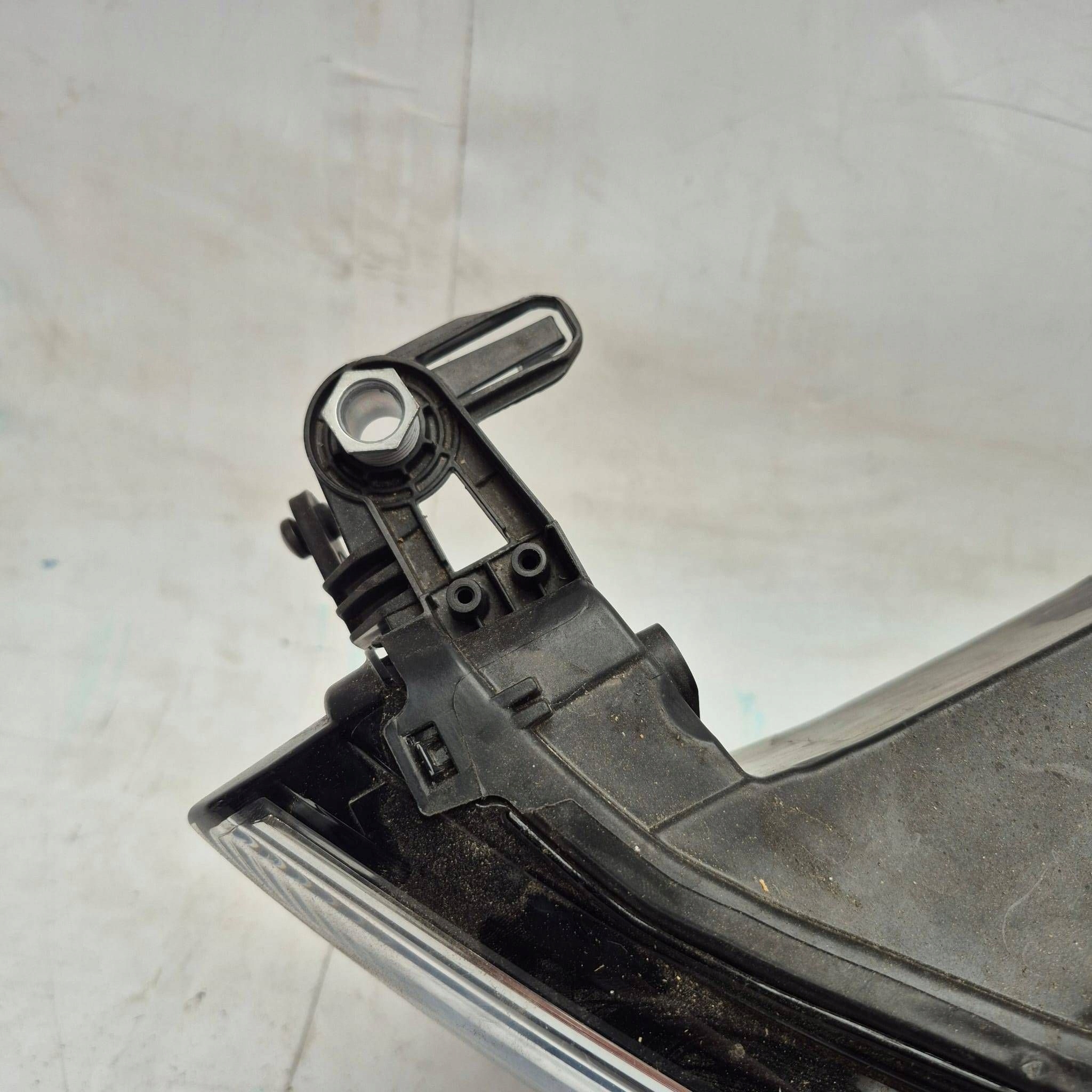 VW T-ROC 2GA 17- light left front front ZWYKLA 2GA941005B