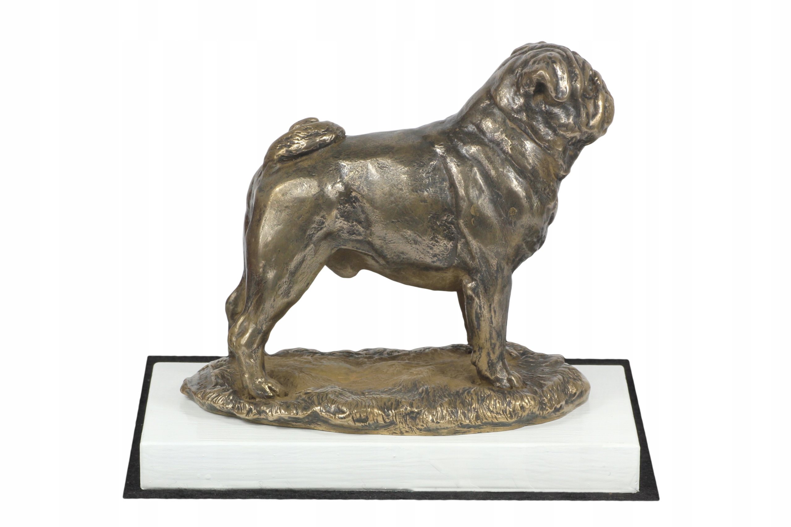 Mops, Pug, Carlin statuetka psa, figurka na białej podstawie, trofeum na