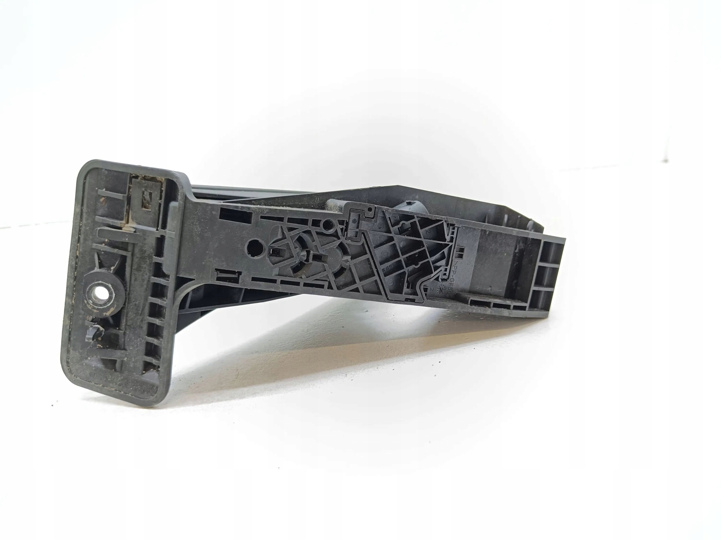 BMW 3 E90 E91 2008 педаль газа / ускорения