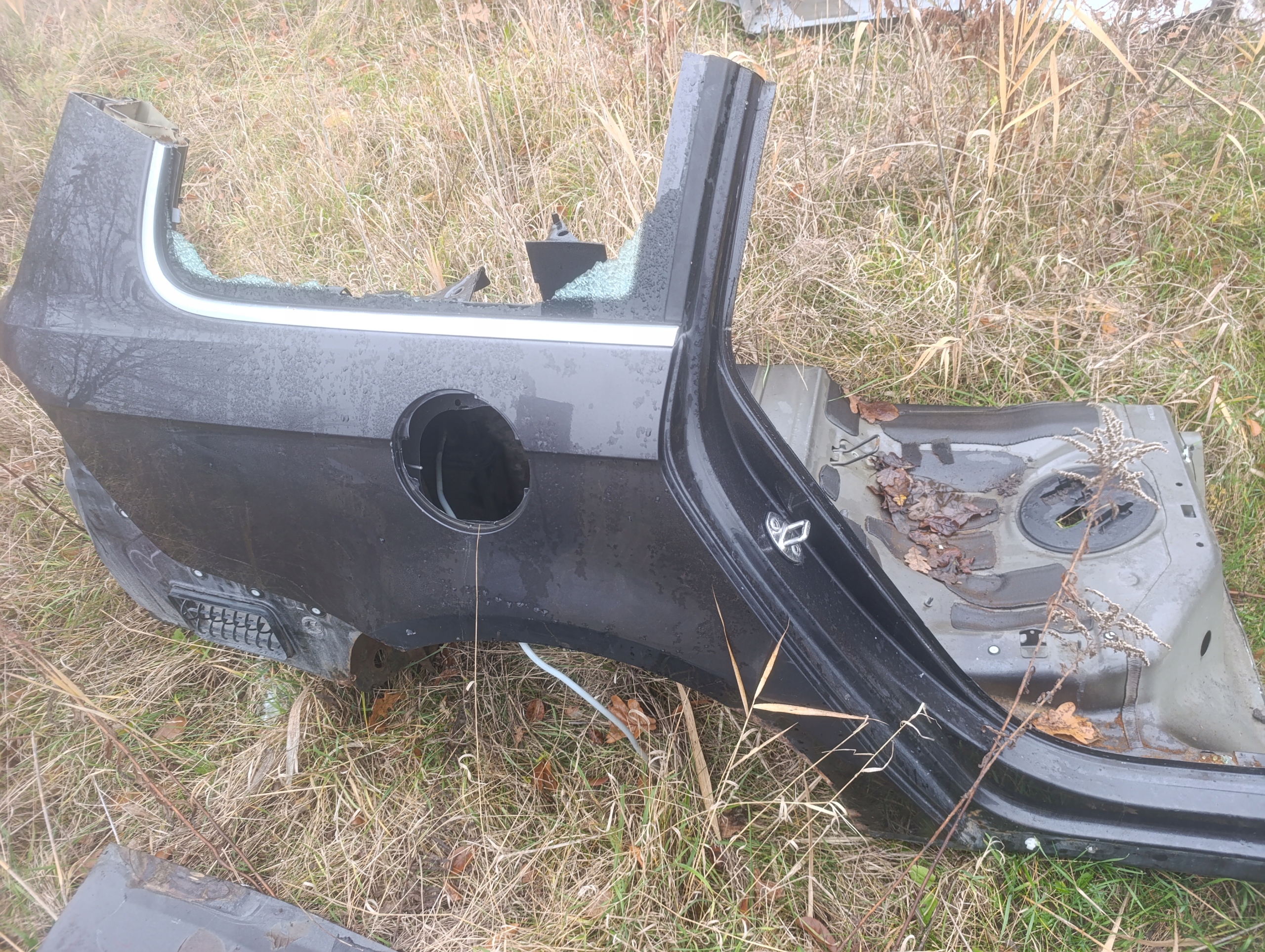 quarter right rear part right rear volkswagen passat b7