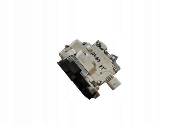 AUDI A4 B7 04- ZAMEK PRAWY TYŁ 7PIN 8E0839016AA