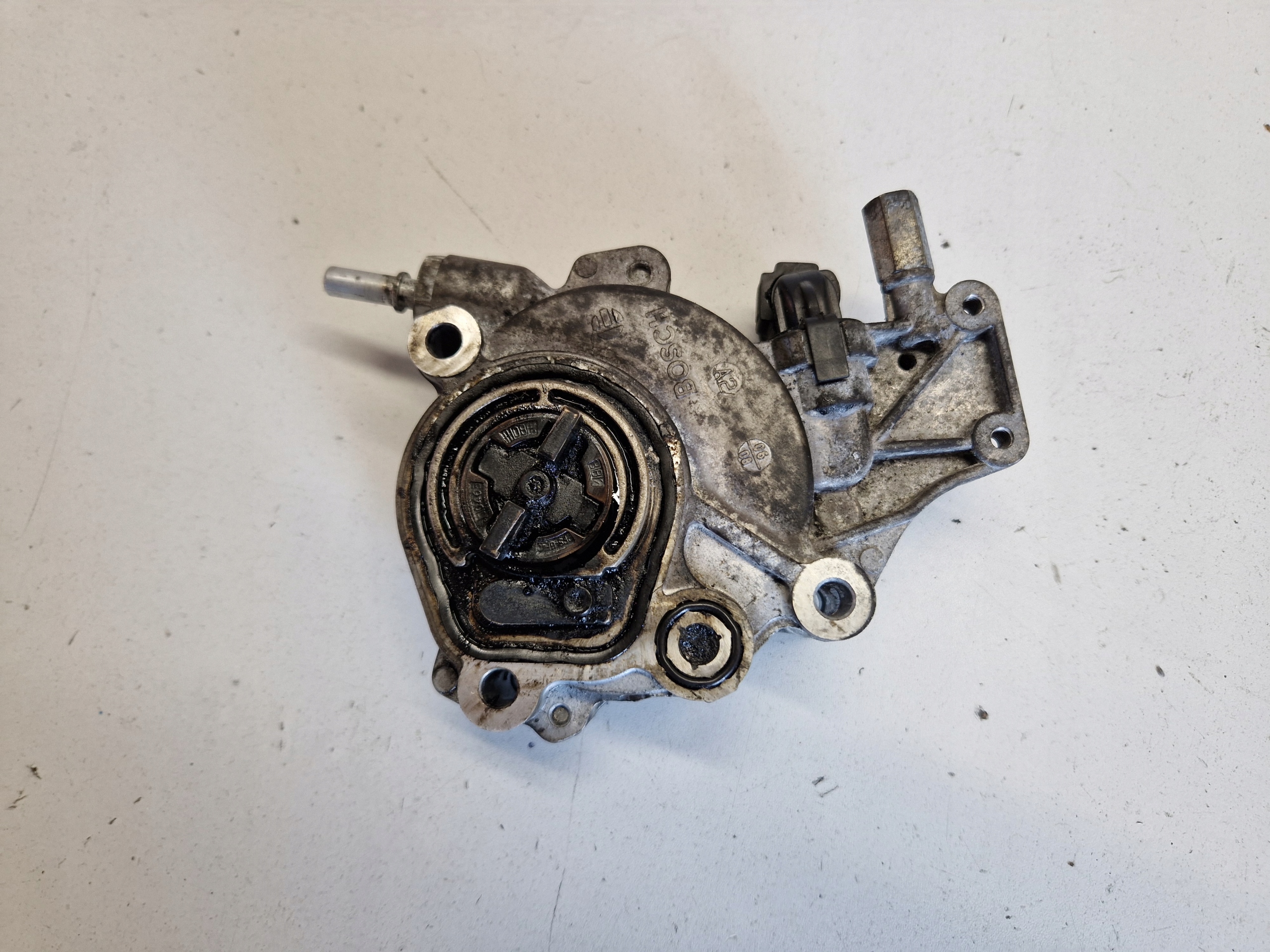 FORD MONDEO MK4 S-MAX 2.2 TDCI pump vacuum VACUM