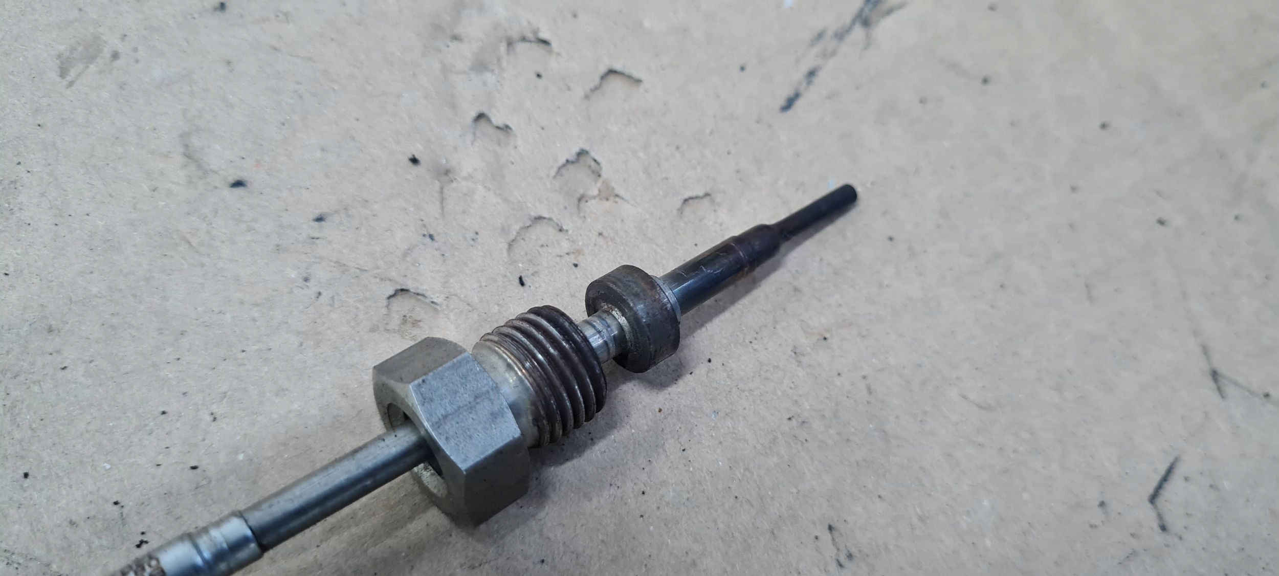 A7 4G Sensor TEMPERATURY Gase 3.0 TDI 8K0906088A A6 C7 4G