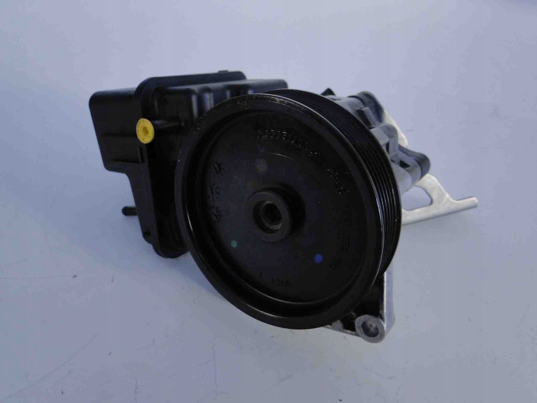 MERCEDES C 204 E 207 servo pump A0064661501