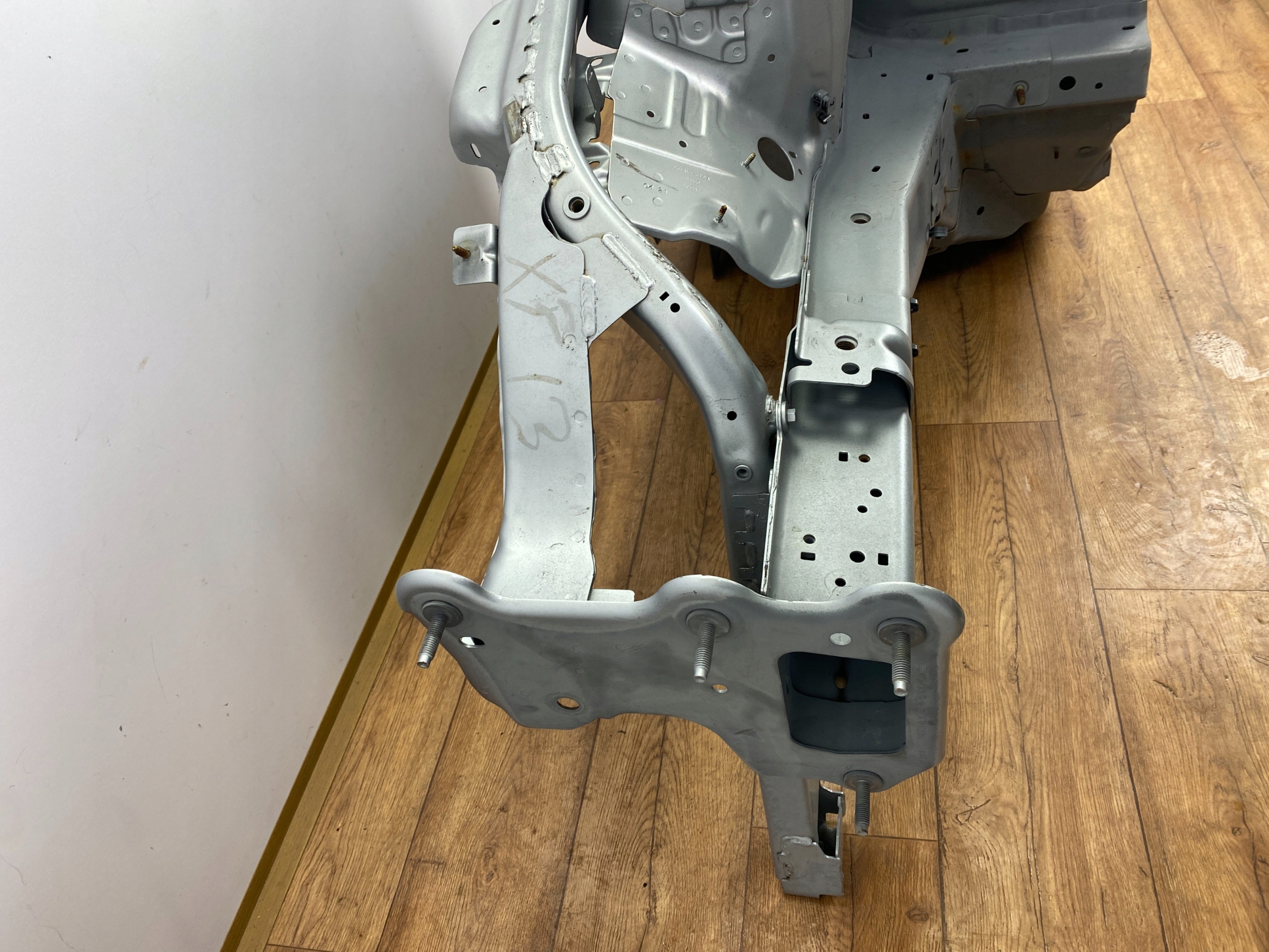 quarter quarter right front Ford Bronco Sport