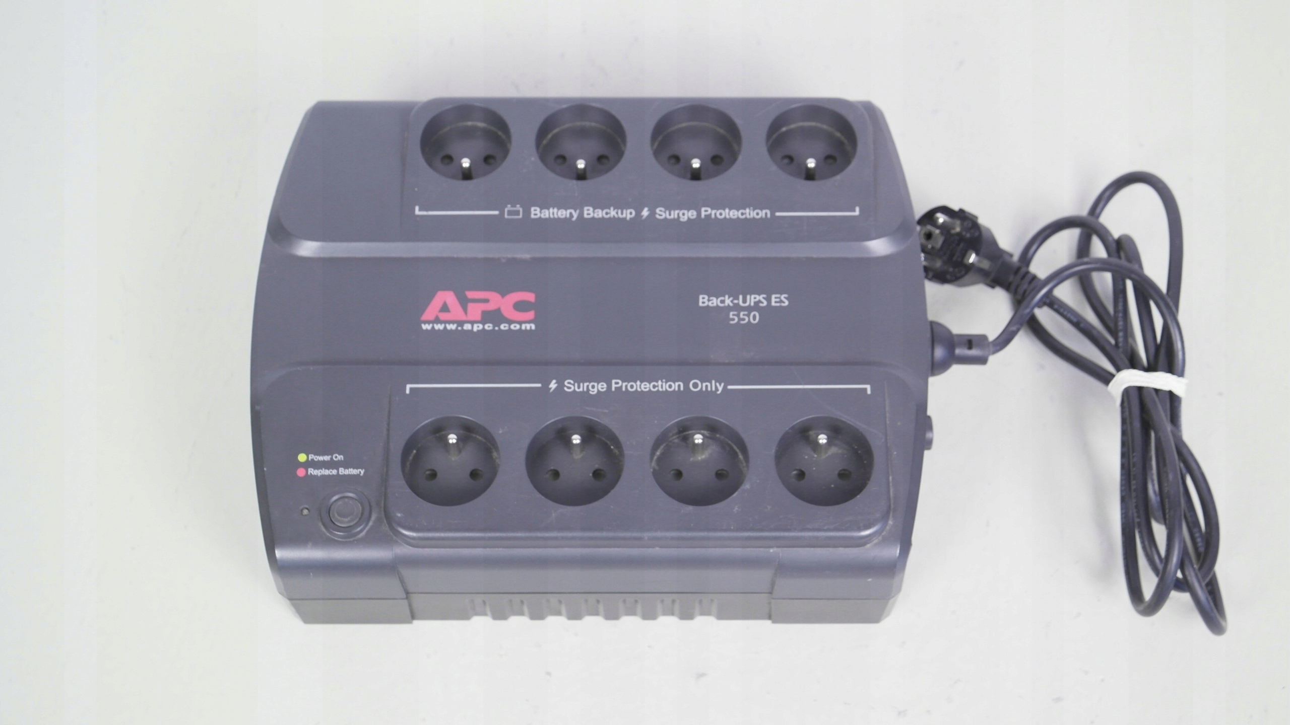 APC BACK-UPS ES550 BE550-CP 330W 8 GNIAZD /1567 Kod producenta BE550G-CP