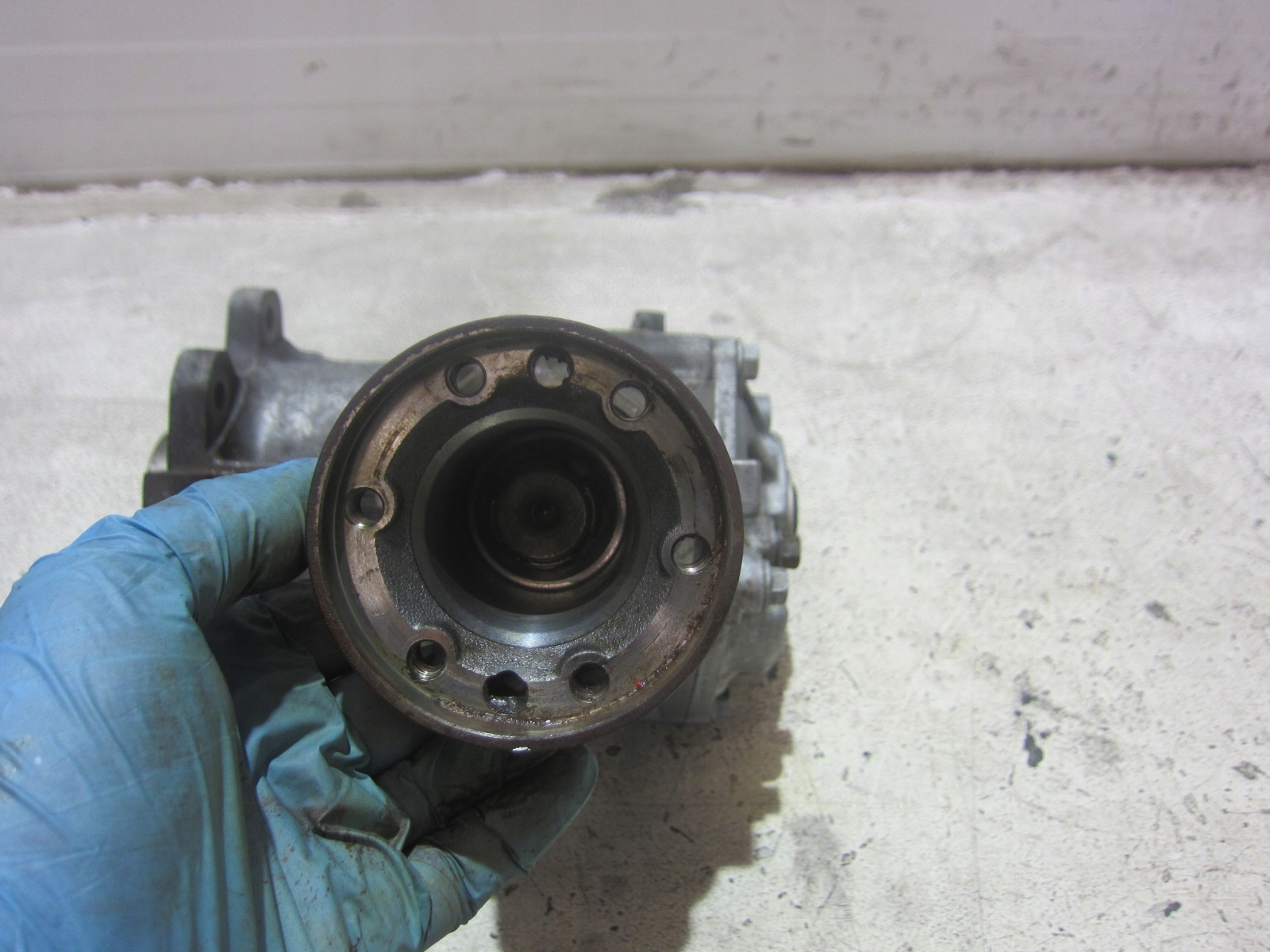VOLVO XC90 II XC 90 2.0 T6 AWD REDUKTOR gearboxes diff differential front 31492030