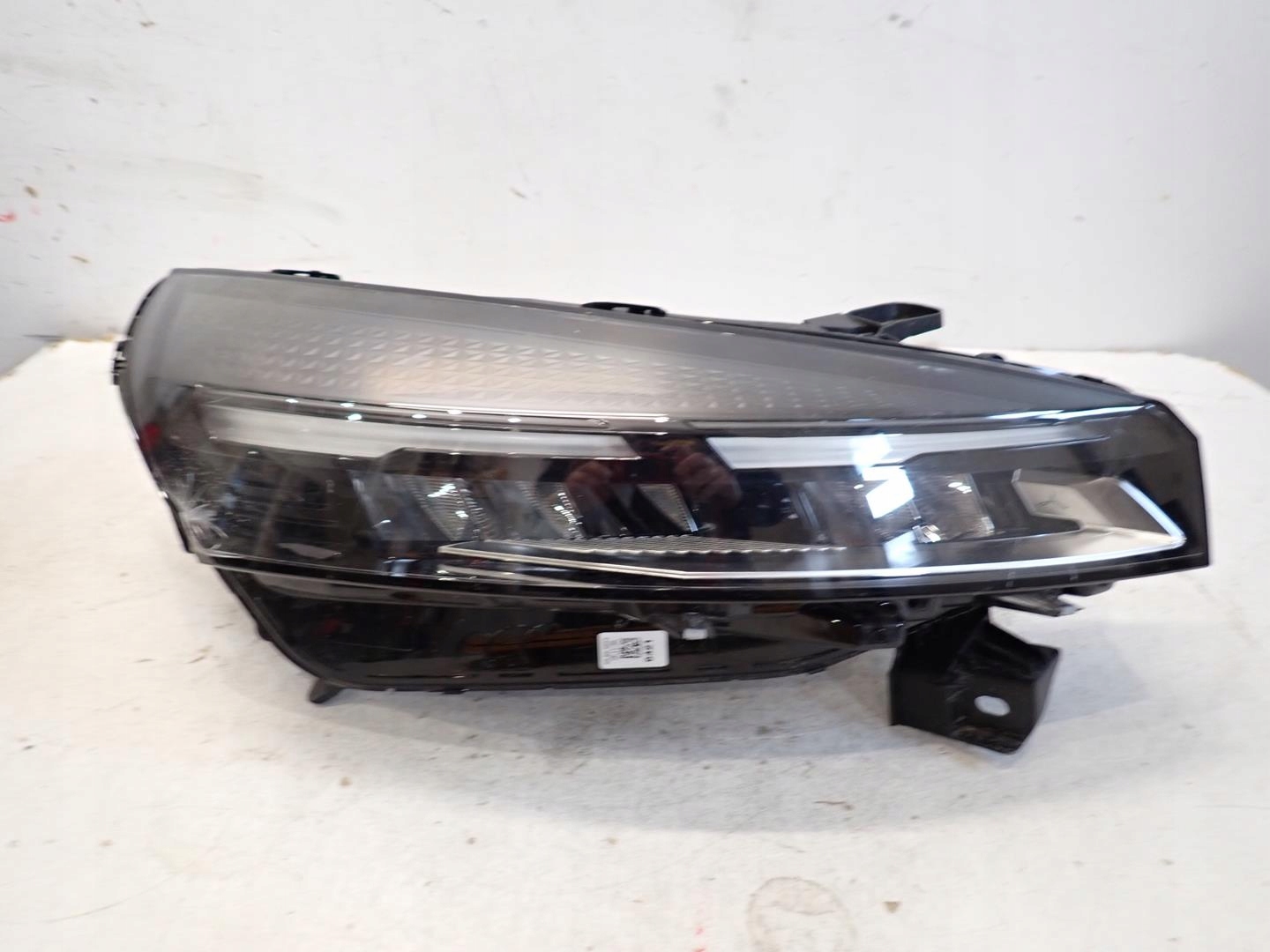 light front front right RENAULT CLIO V LIFT 2024- FULL LED 260103507