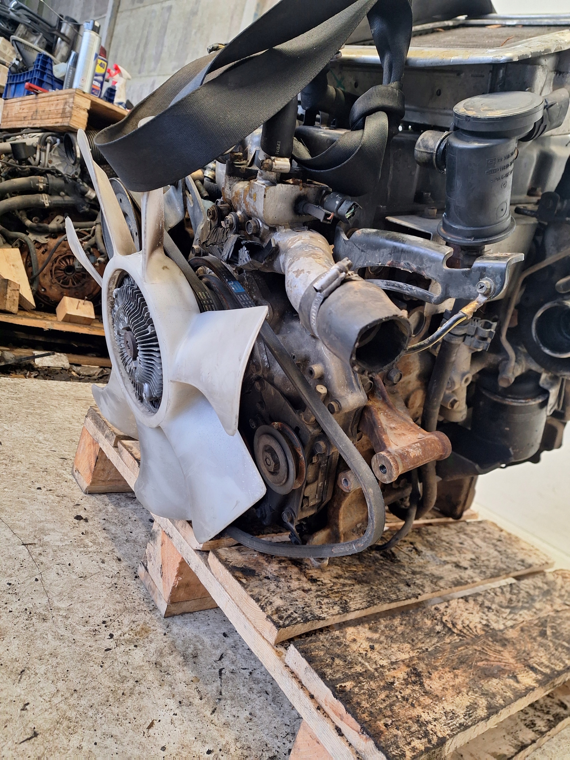 nissan TERRANO II 96-06 Двигатель 2.7 tdi 125KM TD27TI