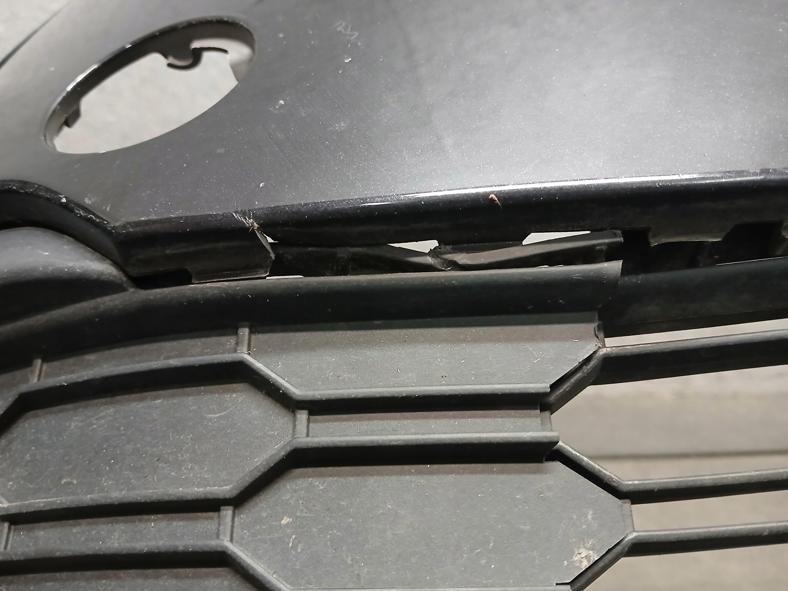 nárazník předek SKODA KAMIQ