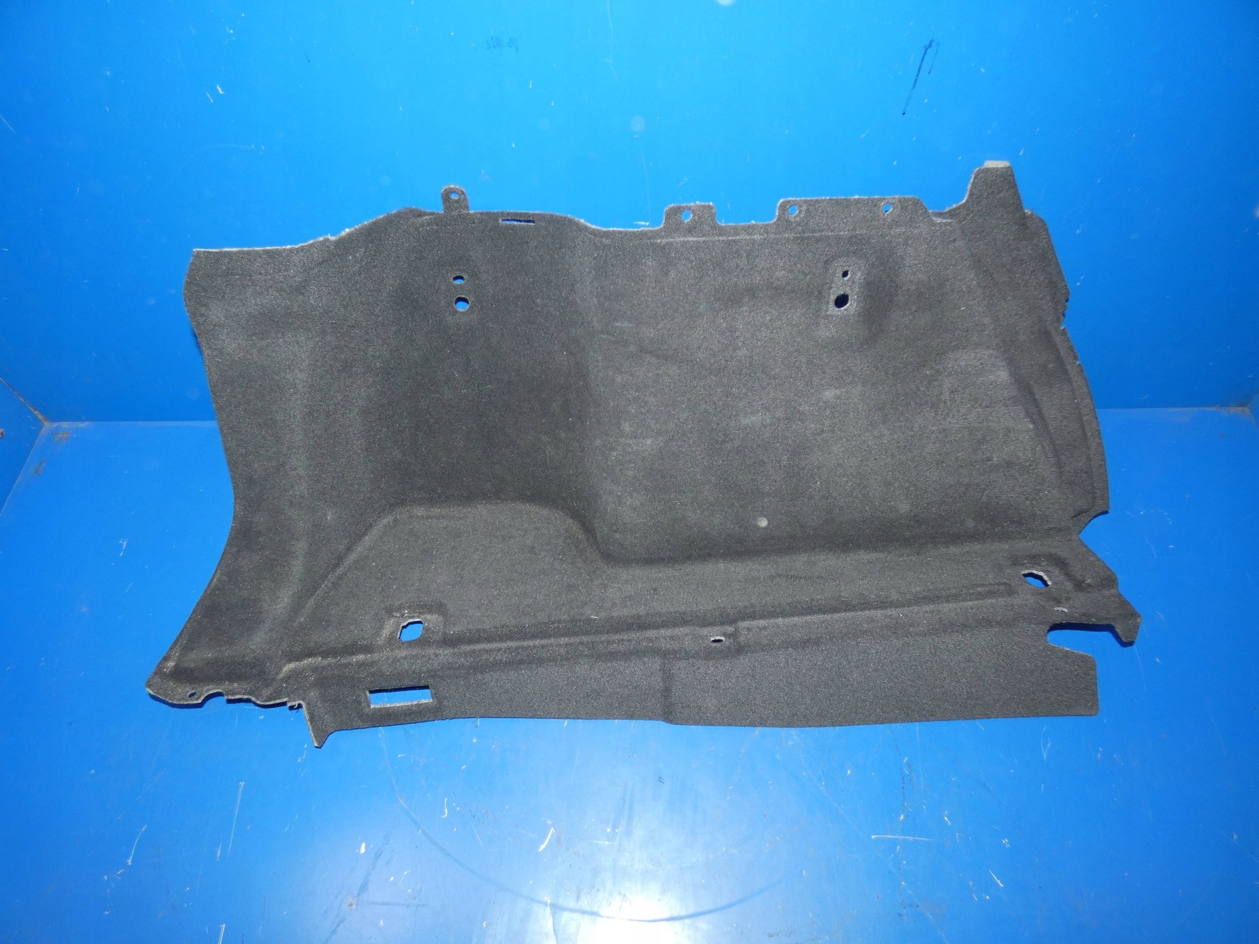 Jaguar F-Pace X761 side upholstery boot left rear part