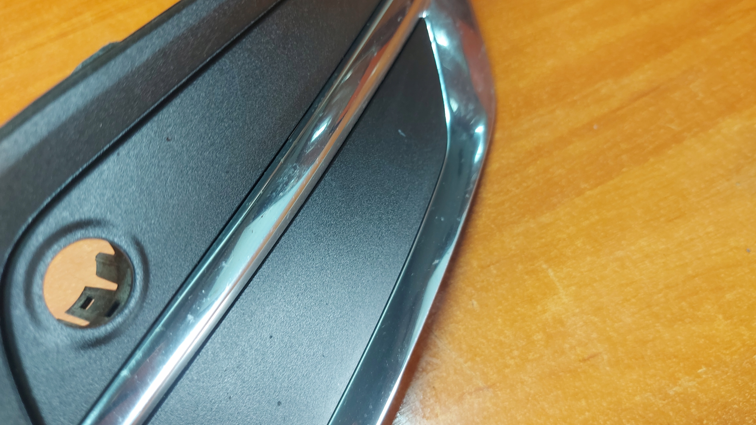 spoiler grid CHROM of a bumper right right front front VOLVO XC60 II