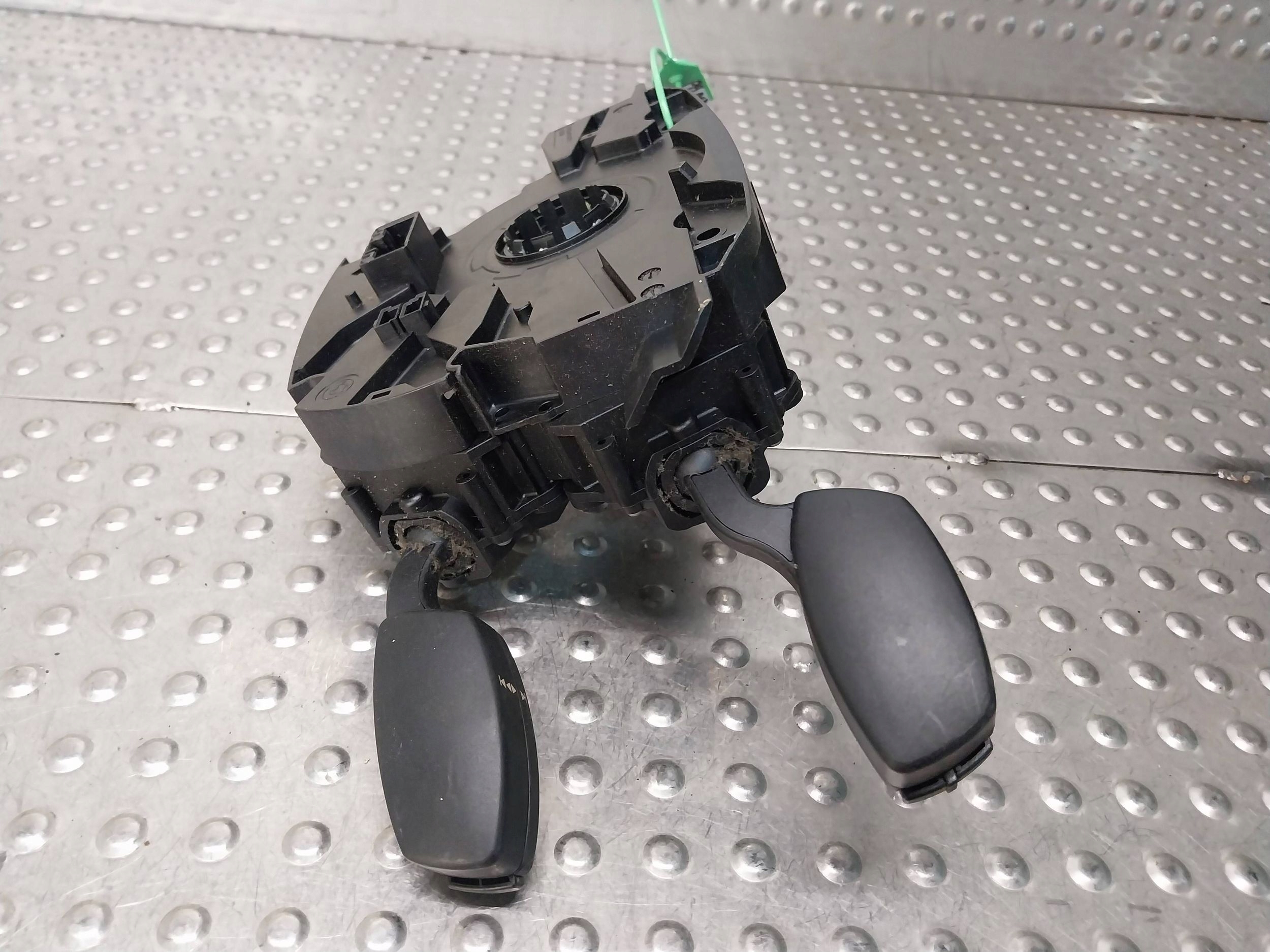 DEVIO LUCI TERGICRISTALLO TERGI DEVIO LUCI DEVIO ANELLO airbag VOLANTE sensore 6968198 BMW E60 E61 E63 LIFT