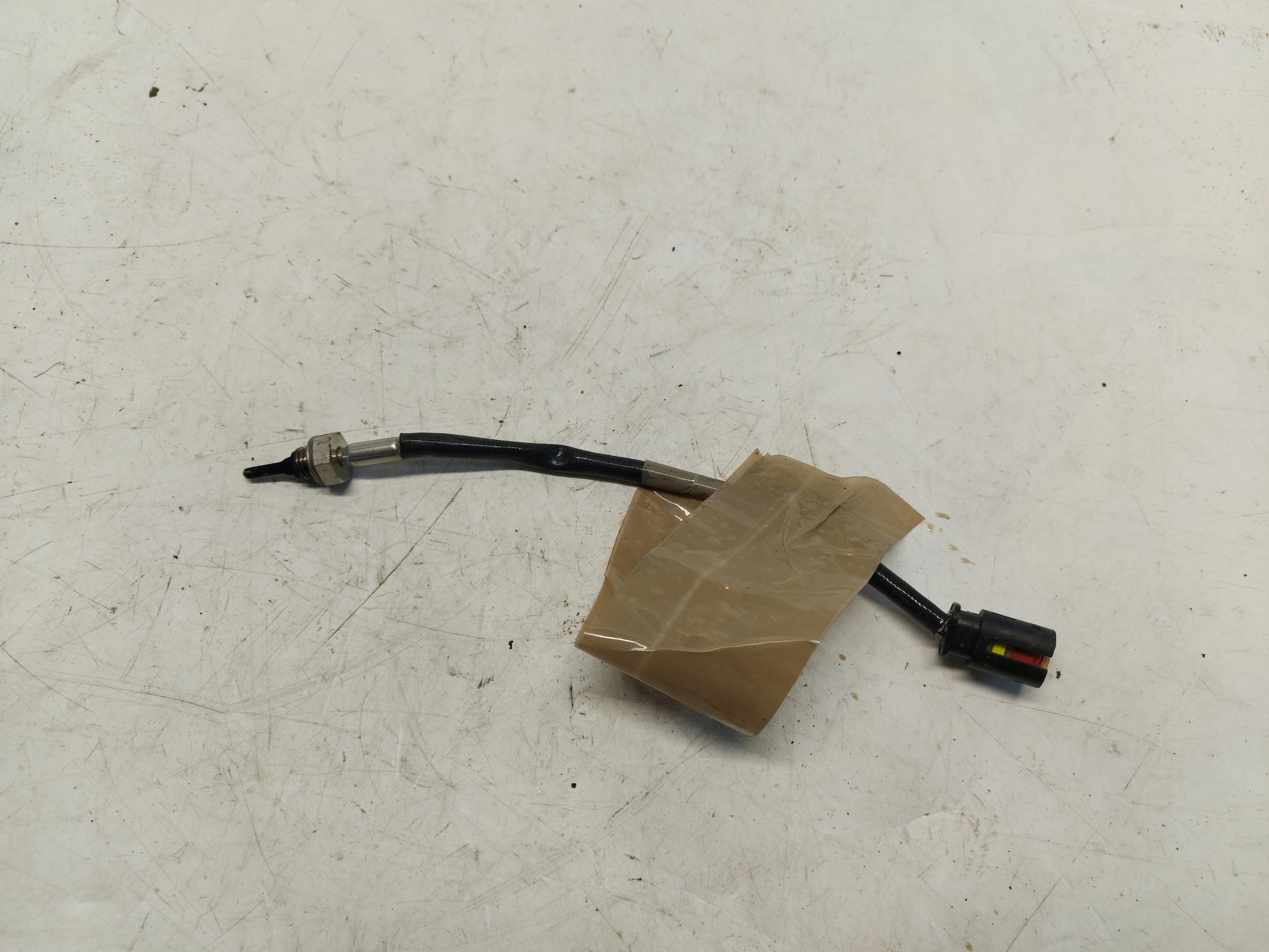 BMW G20 LIFT m340xd Sensor TEMPERATURY Gase 8576316