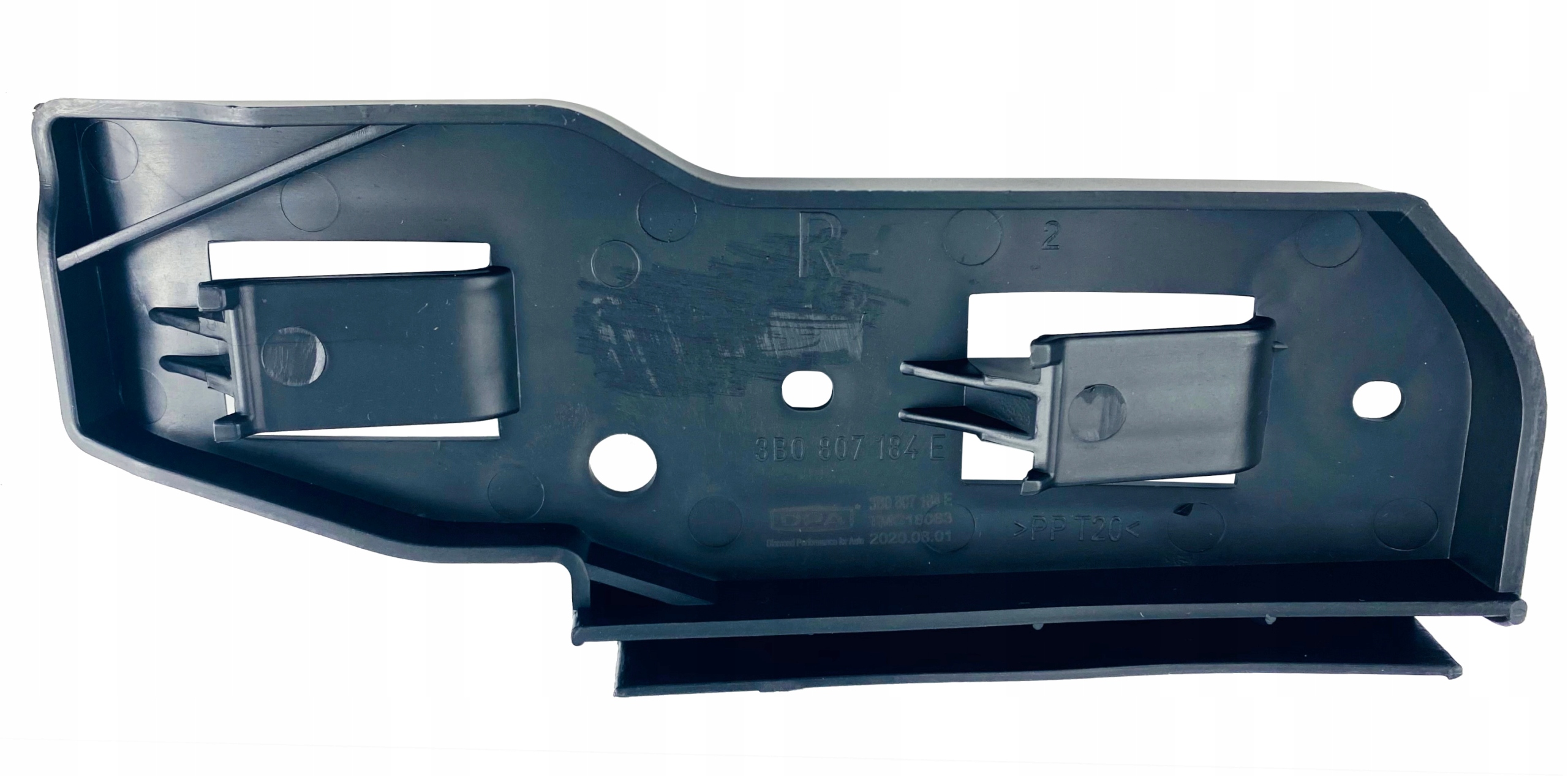 VW PASSAT B5 FL PRAWE MOCOWANIE ŚLIZG ZDERZAKA PR