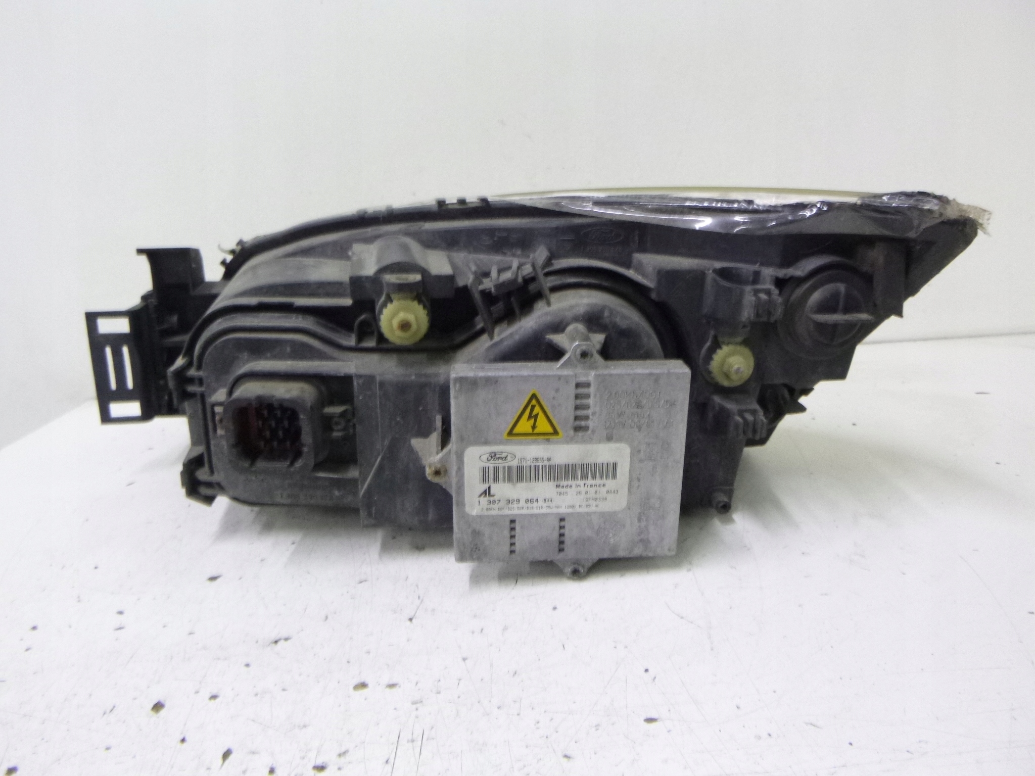 light front left Ford Mondeo III XENON 01r. complete !!