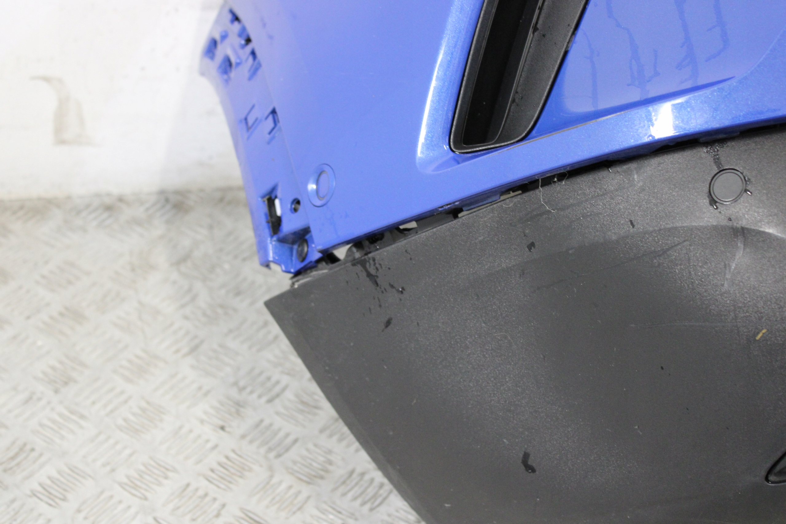bumper front front complete 6 X PDC OPEL MOKKA B II 2